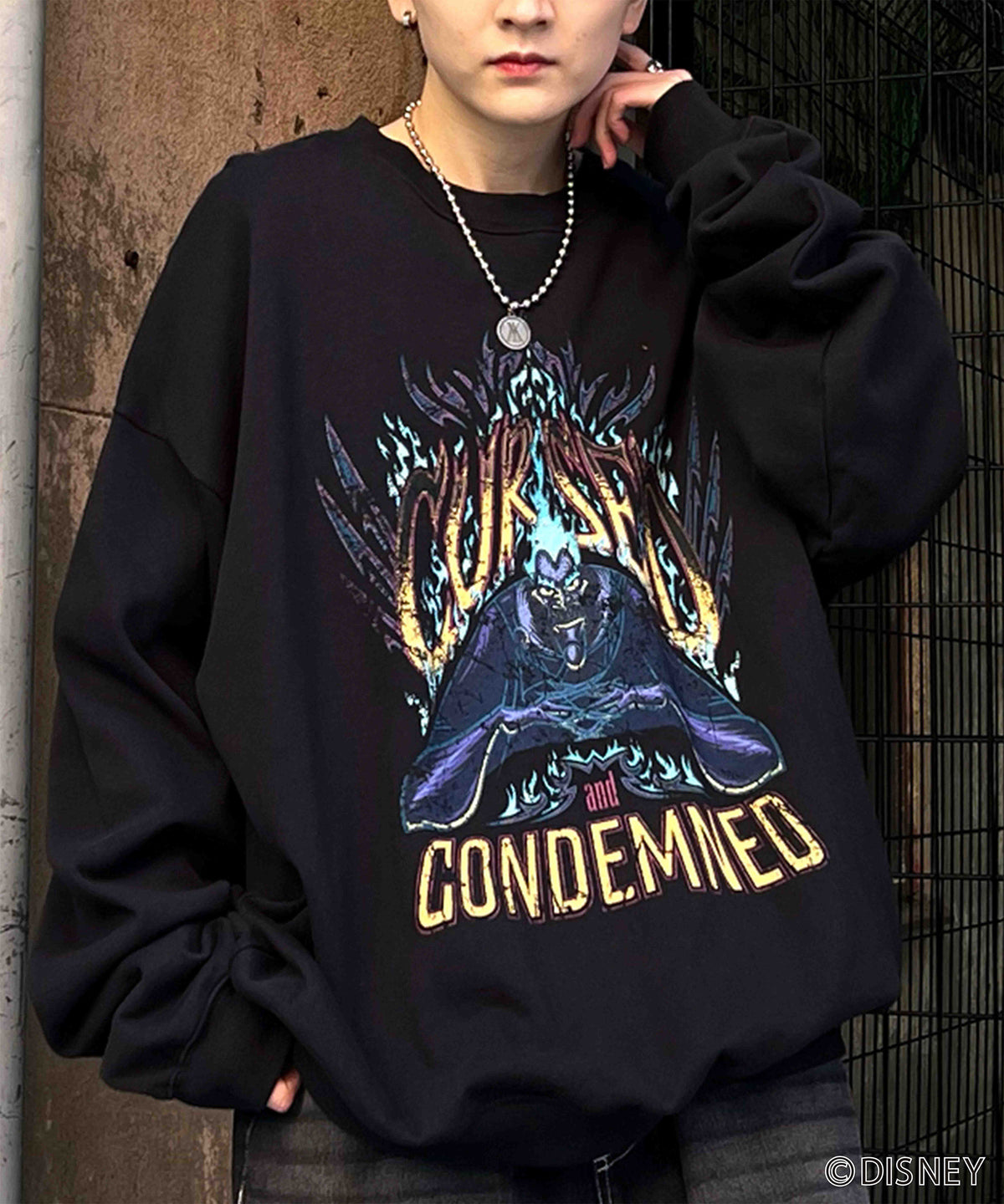 【Disney Villains / ディズニーヴィランズ】HADES / ハデス ビッグシルエット ヴィンテージライク ピグメント加工 レトロプリントスウェットプルオーバー