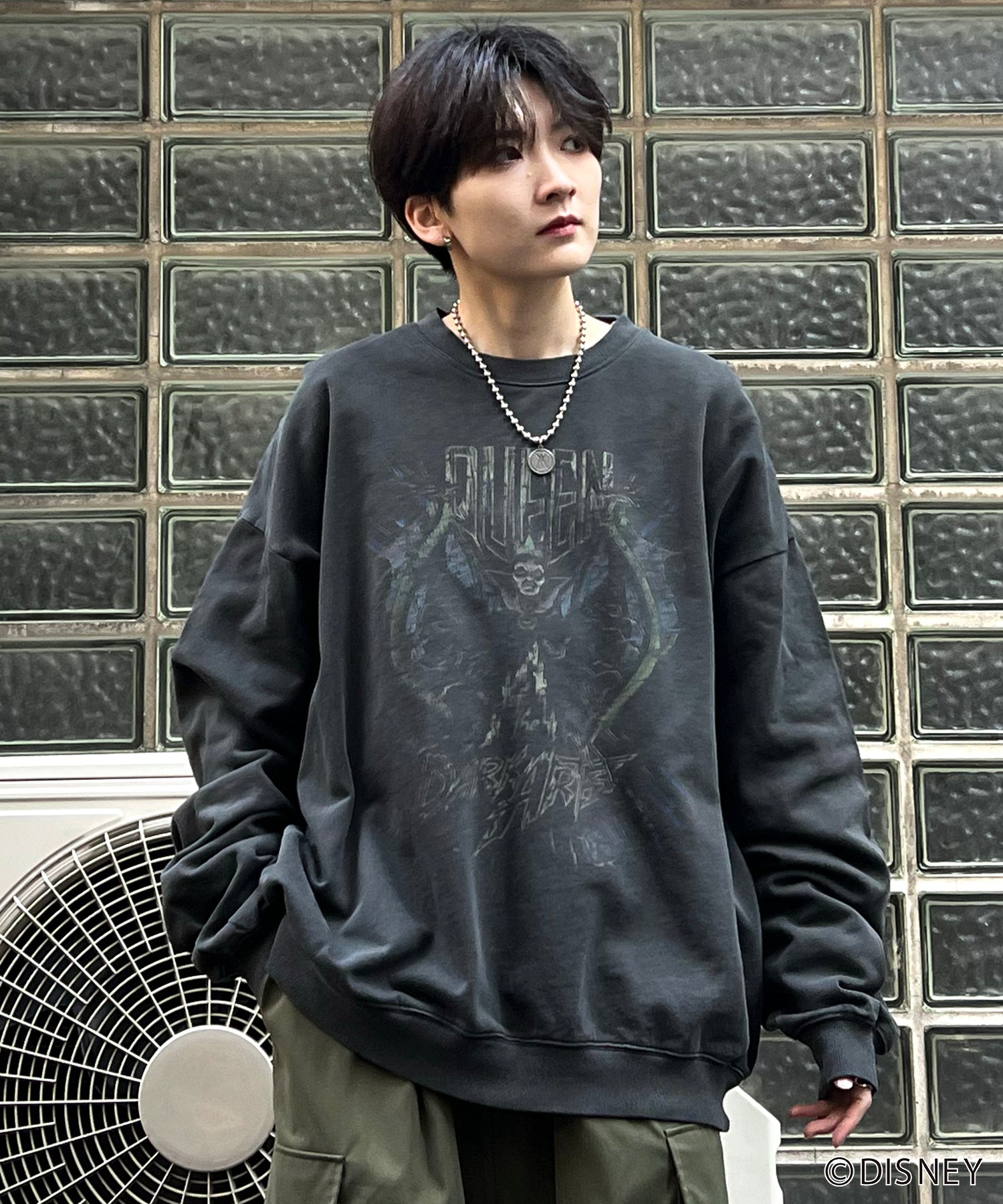 24SS【Disney / ディズニー】VILLAINS / ヴィランズ EVIL QUEEN / 女王 ビッグシルエット ヴィンテージライク ピグメント加工 レトロプリントスウェットプルオーバー