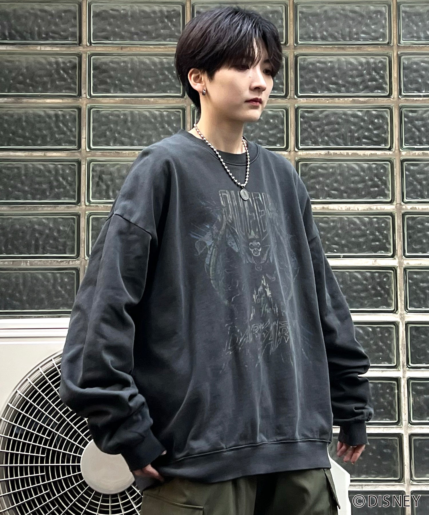 24SS【Disney / ディズニー】VILLAINS / ヴィランズ EVIL QUEEN / 女王 ビッグシルエット ヴィンテージライク ピグメント加工 レトロプリントスウェットプルオーバー