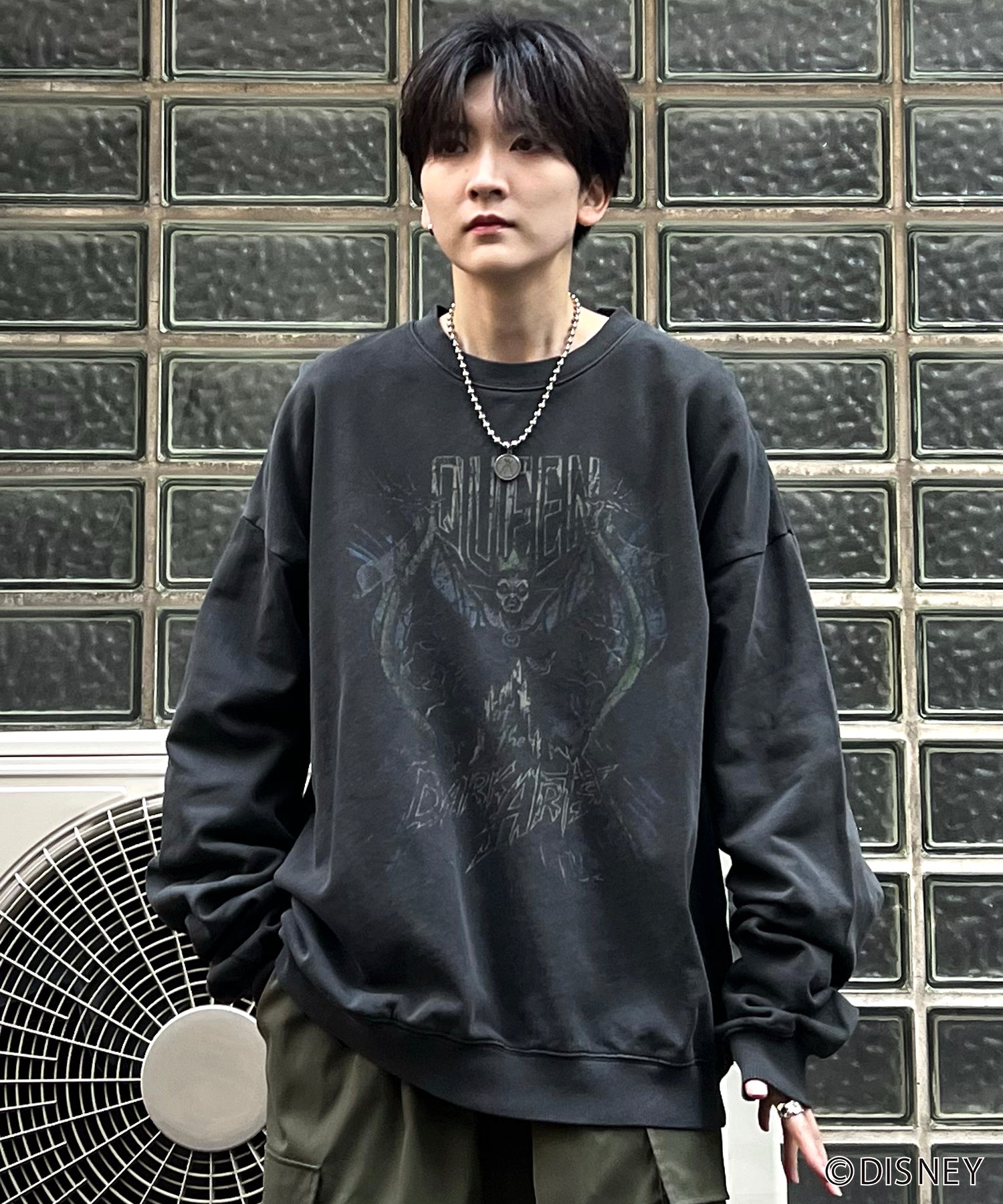 24SS【Disney / ディズニー】VILLAINS / ヴィランズ EVIL QUEEN / 女王 ビッグシルエット ヴィンテージライク ピグメント加工 レトロプリントスウェットプルオーバー