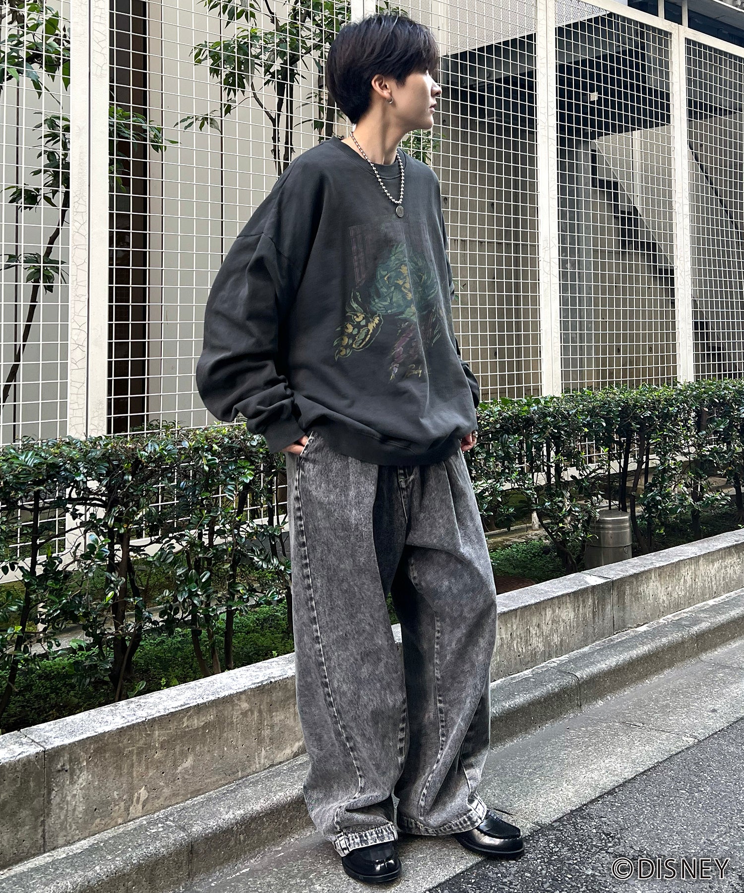 24SS【Disney / ディズニー】VILLAINS / ヴィランズ SCAR / スカ― ビッグシルエット ヴィンテージライク ピグメント加工 レトロプリントスウェットプルオーバー