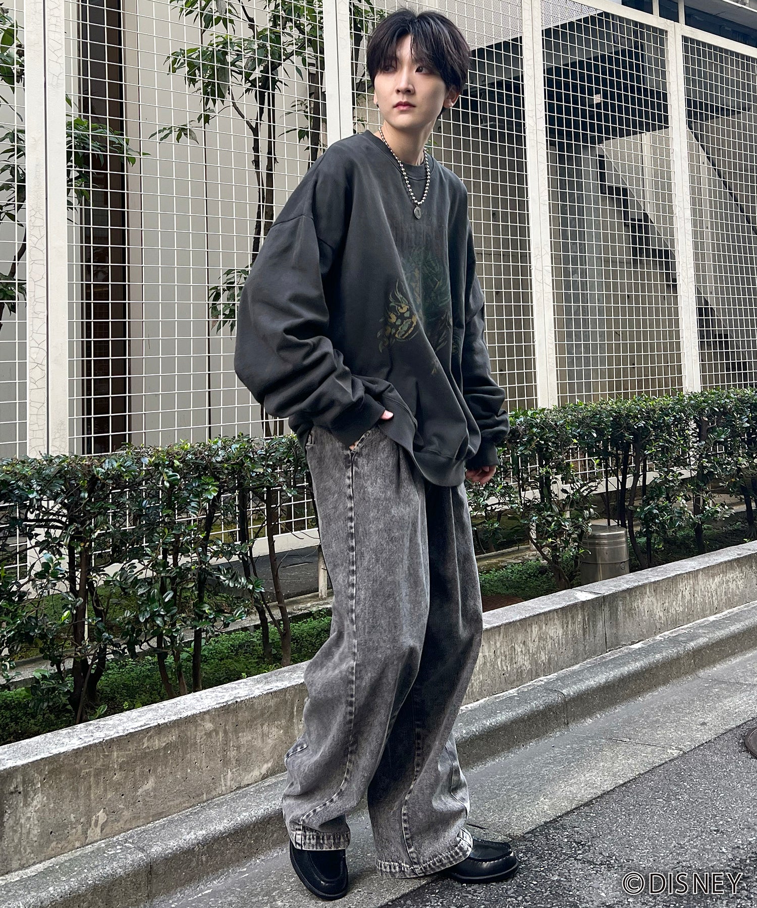 24SS【Disney / ディズニー】VILLAINS / ヴィランズ SCAR / スカ― ビッグシルエット ヴィンテージライク ピグメント加工 レトロプリントスウェットプルオーバー