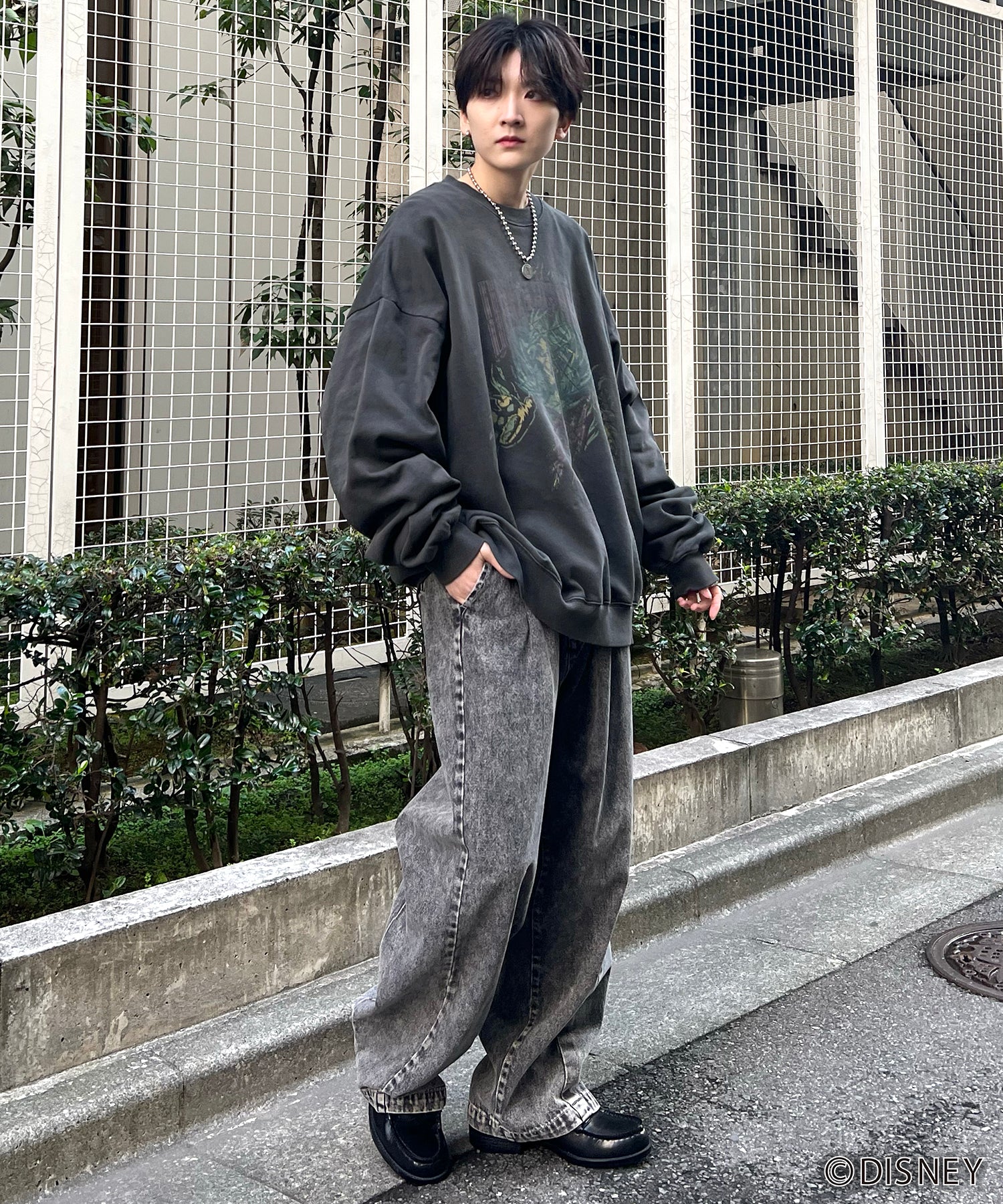 24SS【Disney / ディズニー】VILLAINS / ヴィランズ SCAR / スカ― ビッグシルエット ヴィンテージライク ピグメント加工 レトロプリントスウェットプルオーバー