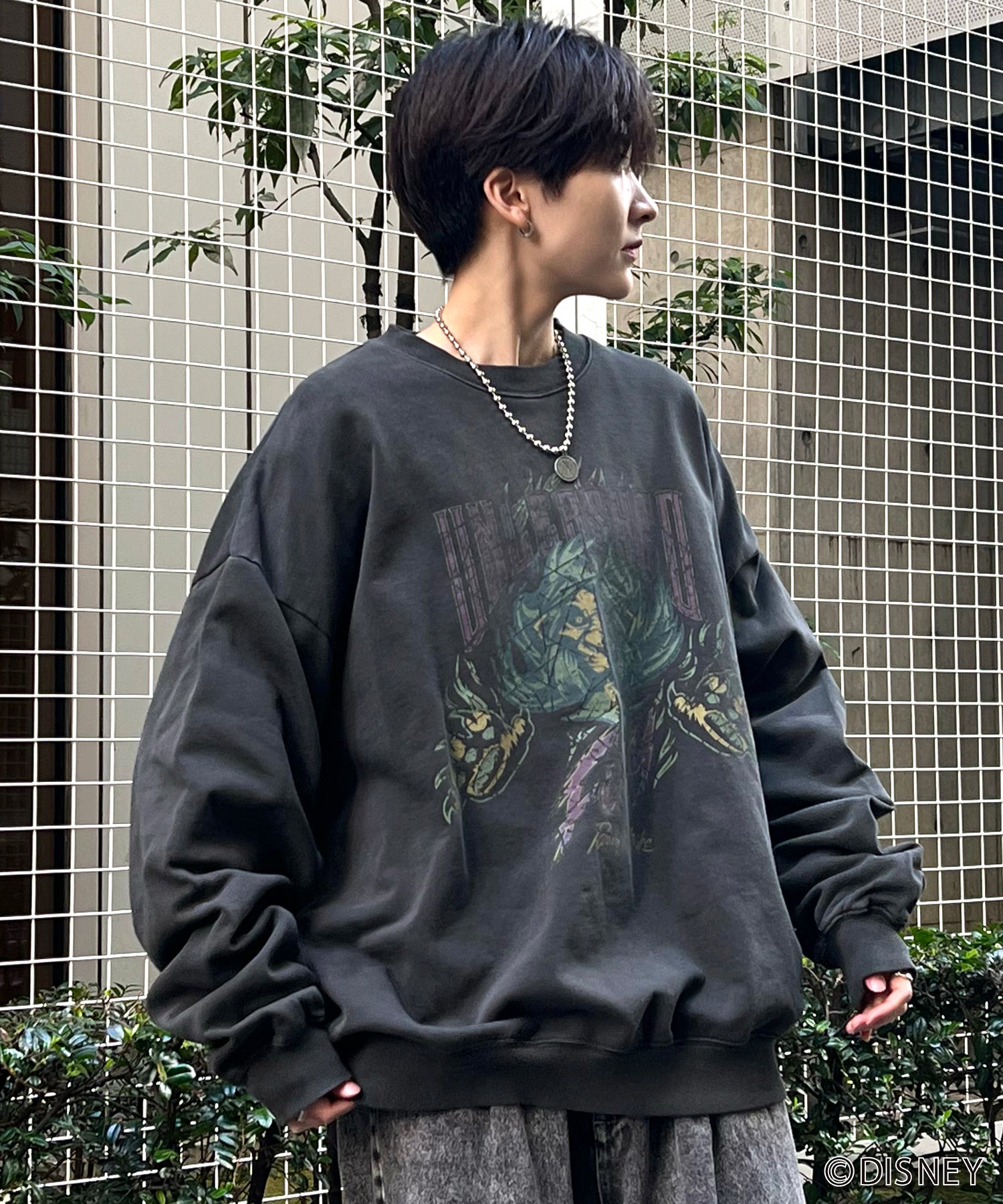 24SS【Disney / ディズニー】VILLAINS / ヴィランズ SCAR / スカ― ビッグシルエット ヴィンテージライク ピグメント加工 レトロプリントスウェットプルオーバー