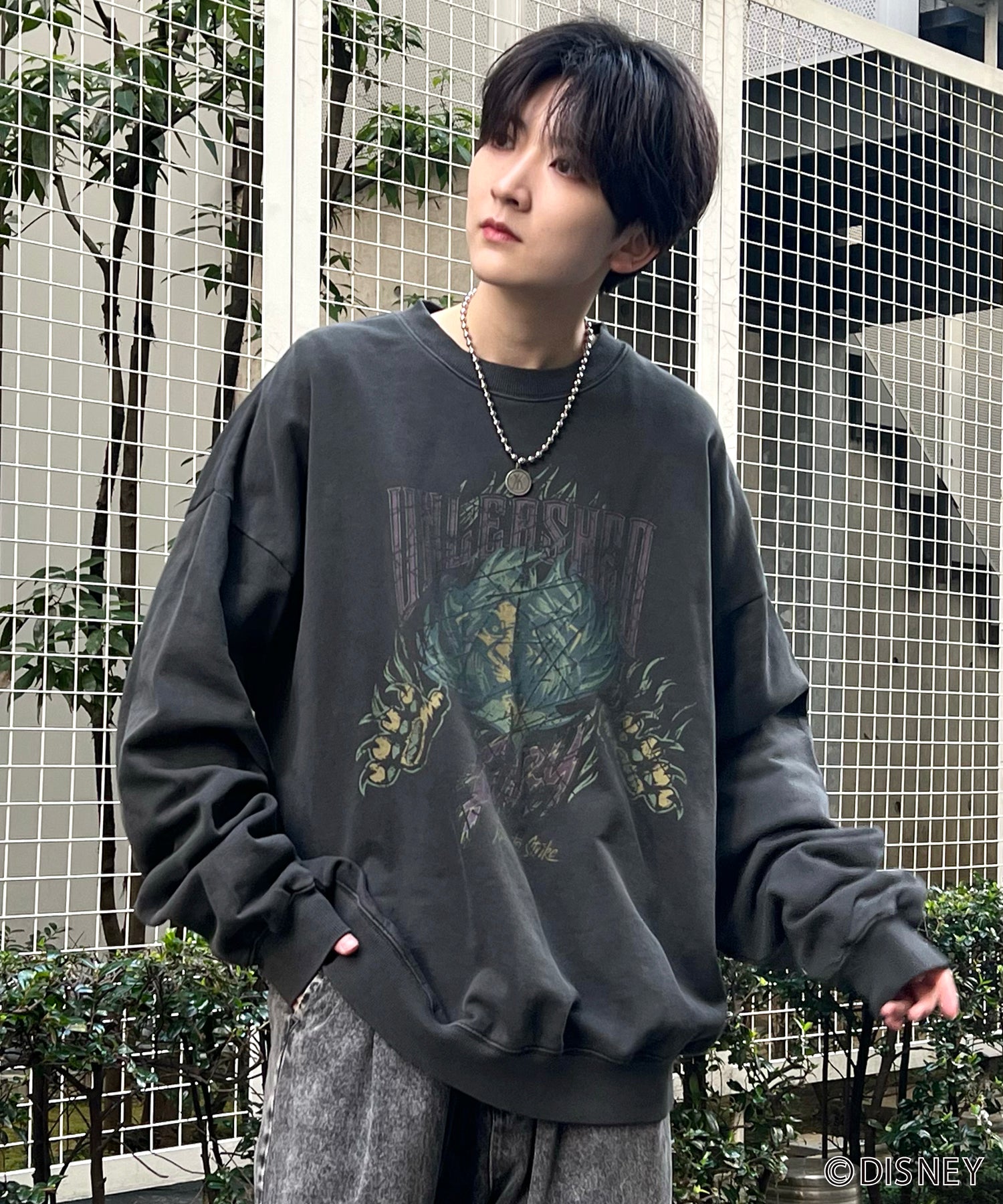 24SS【Disney / ディズニー】VILLAINS / ヴィランズ SCAR / スカ― ビッグシルエット ヴィンテージライク ピグメント加工 レトロプリントスウェットプルオーバー
