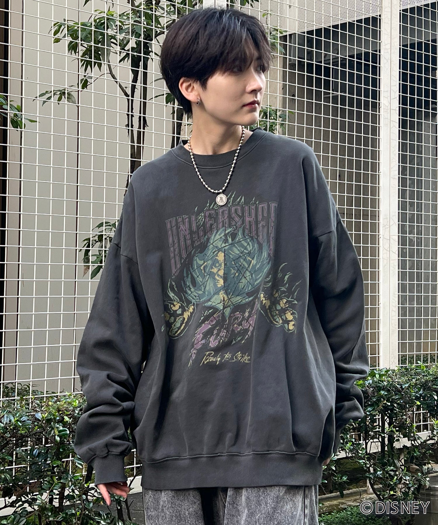 24SS【Disney / ディズニー】VILLAINS / ヴィランズ SCAR / スカ― ビッグシルエット ヴィンテージライク ピグメント加工 レトロプリントスウェットプルオーバー