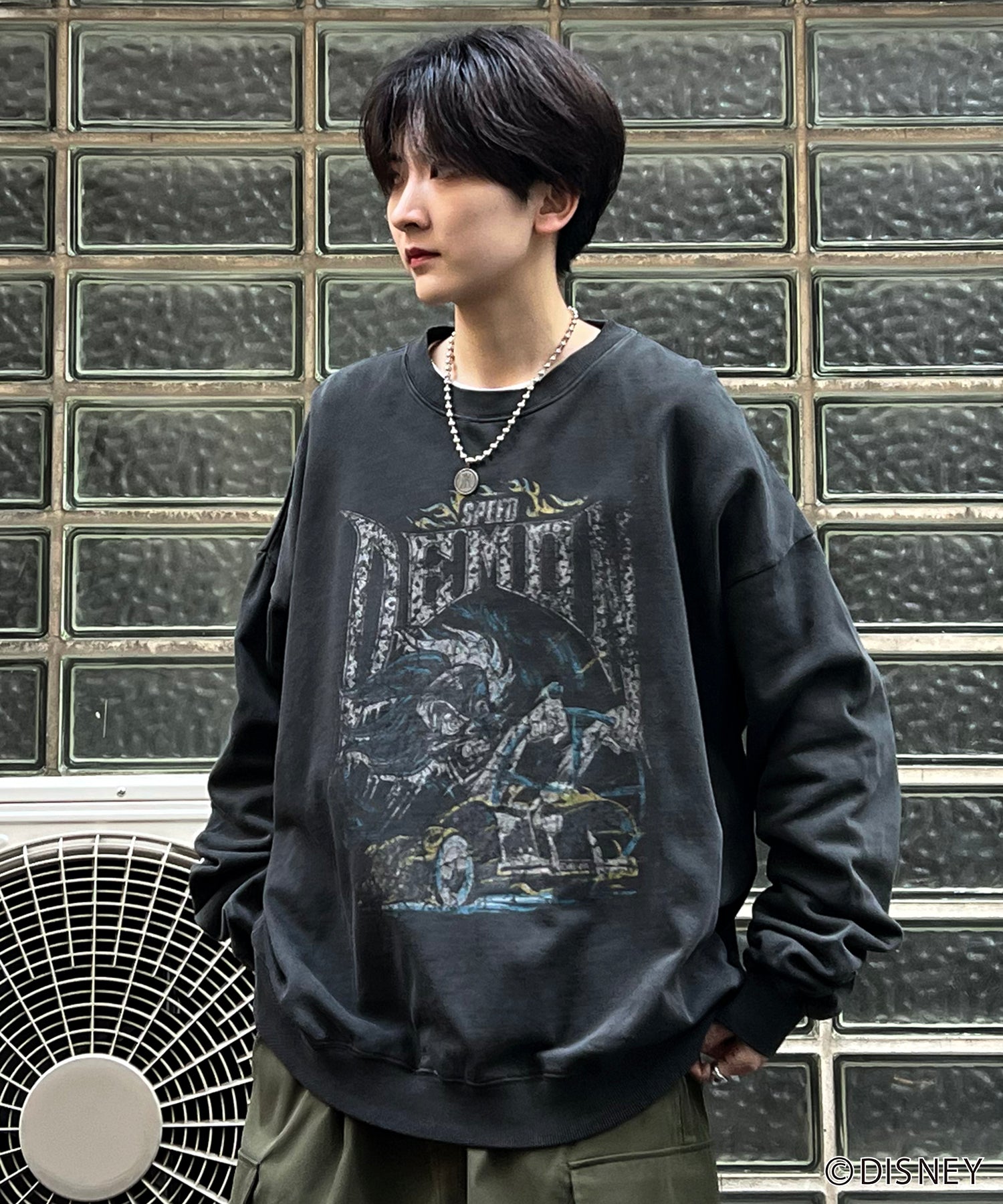 24SS【Disney / ディズニー】VILLAINS / ヴィランズ CRUELLA / クルエラ ビッグシルエット ヴィンテージライク ピグメント加工 レトロプリントスウェットプルオーバー
