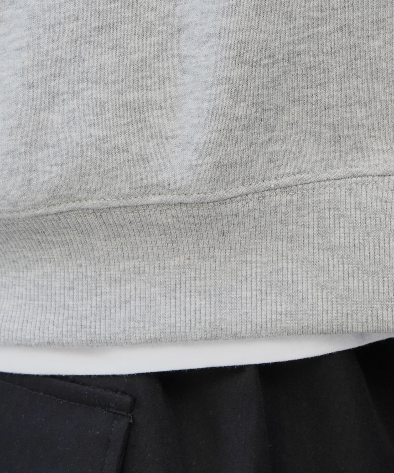 8ボール / ダイス ワンポイント刺繍ロゴ ビッグシルエット プルオーバースウェット