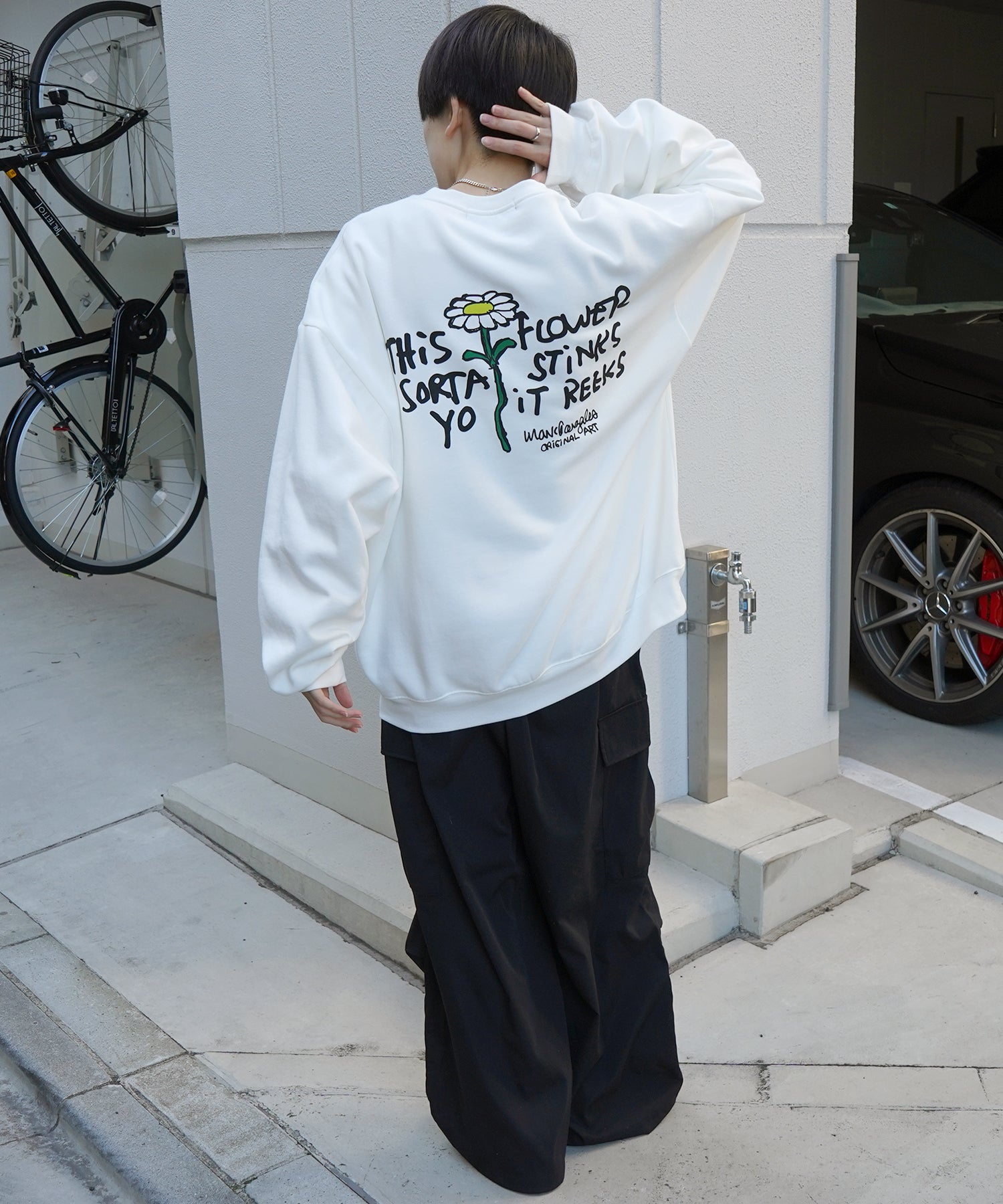 【MARK GONZALES ARTWORK COLLECTION / マーク ゴンザレス】別注 ビッグシルエット イラストバックプリント プルオーバースウェット