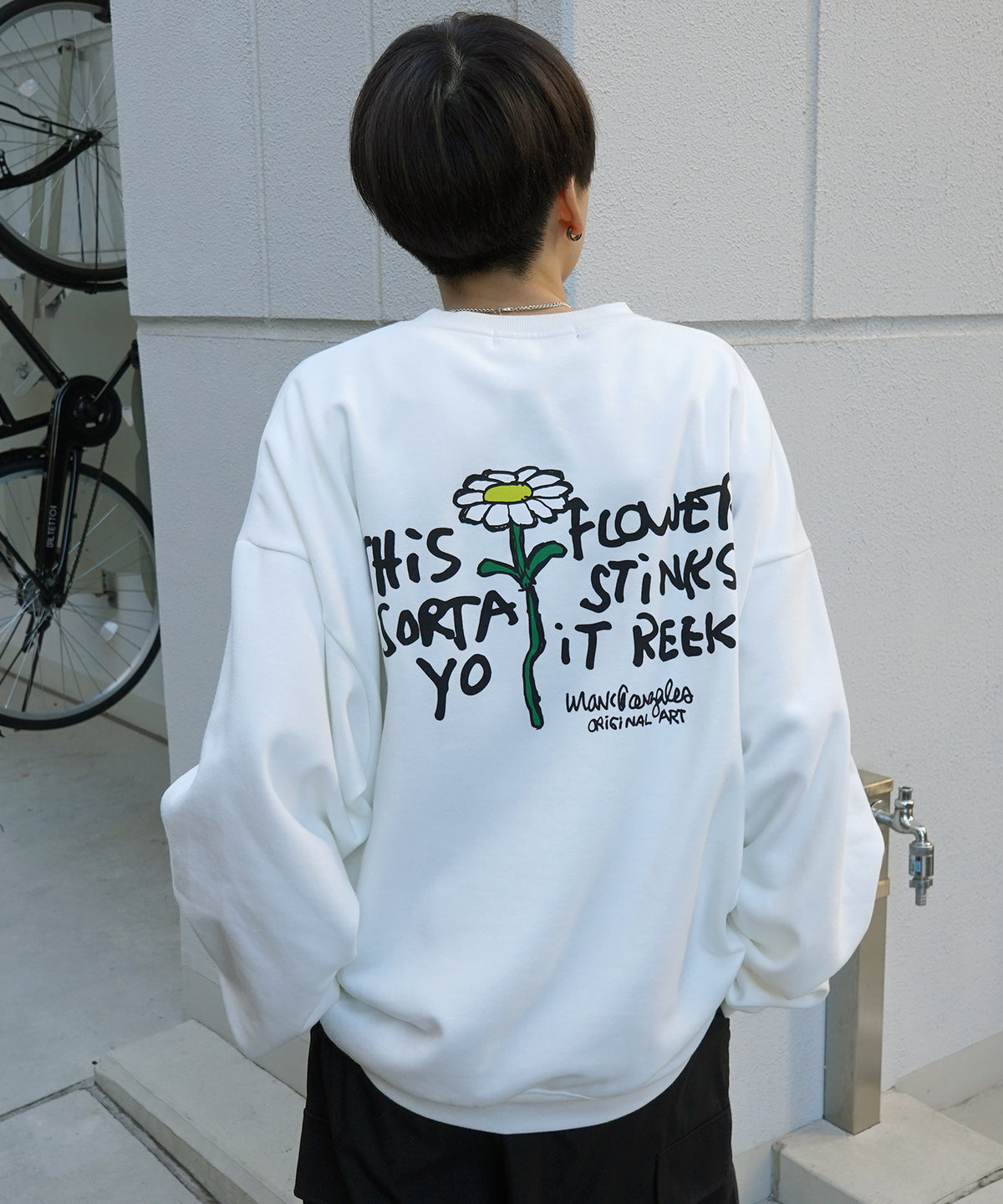 【MARK GONZALES ARTWORK COLLECTION / マーク ゴンザレス】別注 ビッグシルエット イラストバックプリント プルオーバースウェット
