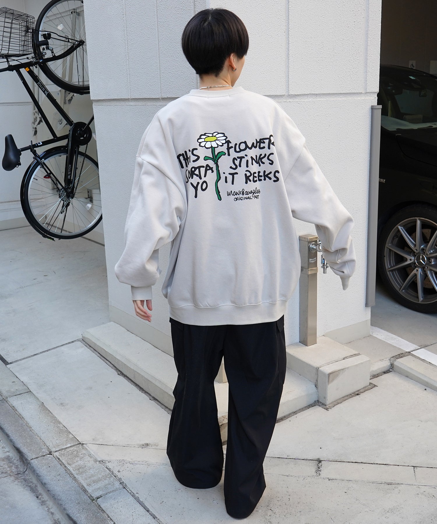 【MARK GONZALES ARTWORK COLLECTION / マーク ゴンザレス】別注 ビッグシルエット イラストバックプリント プルオーバースウェット