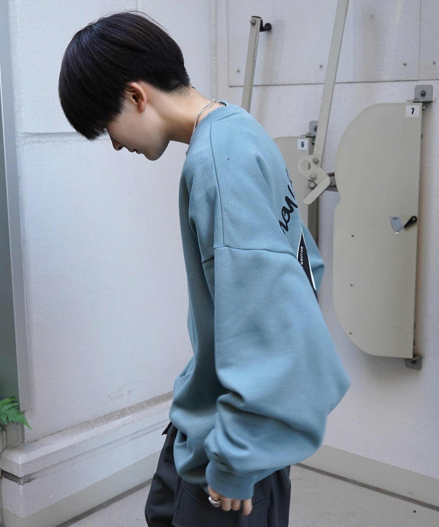 【MARK GONZALES ARTWORK COLLECTION / マーク ゴンザレス】別注 ビッグシルエット イラストバックプリント プルオーバースウェット