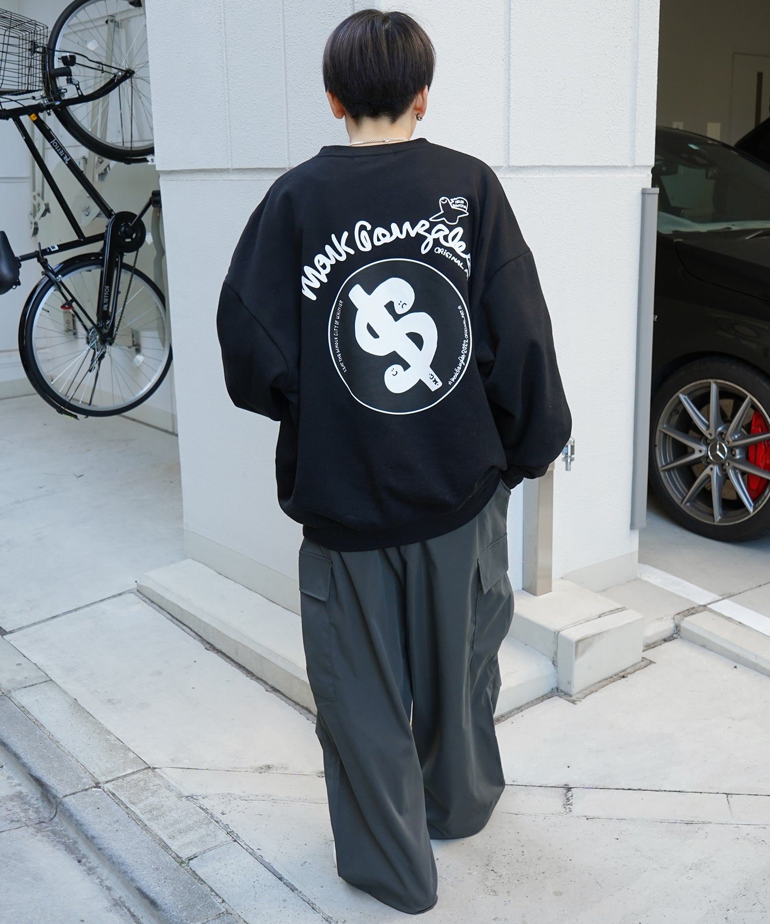 【MARK GONZALES ARTWORK COLLECTION / マーク ゴンザレス】別注 ビッグシルエット イラストバックプリント プルオーバースウェット