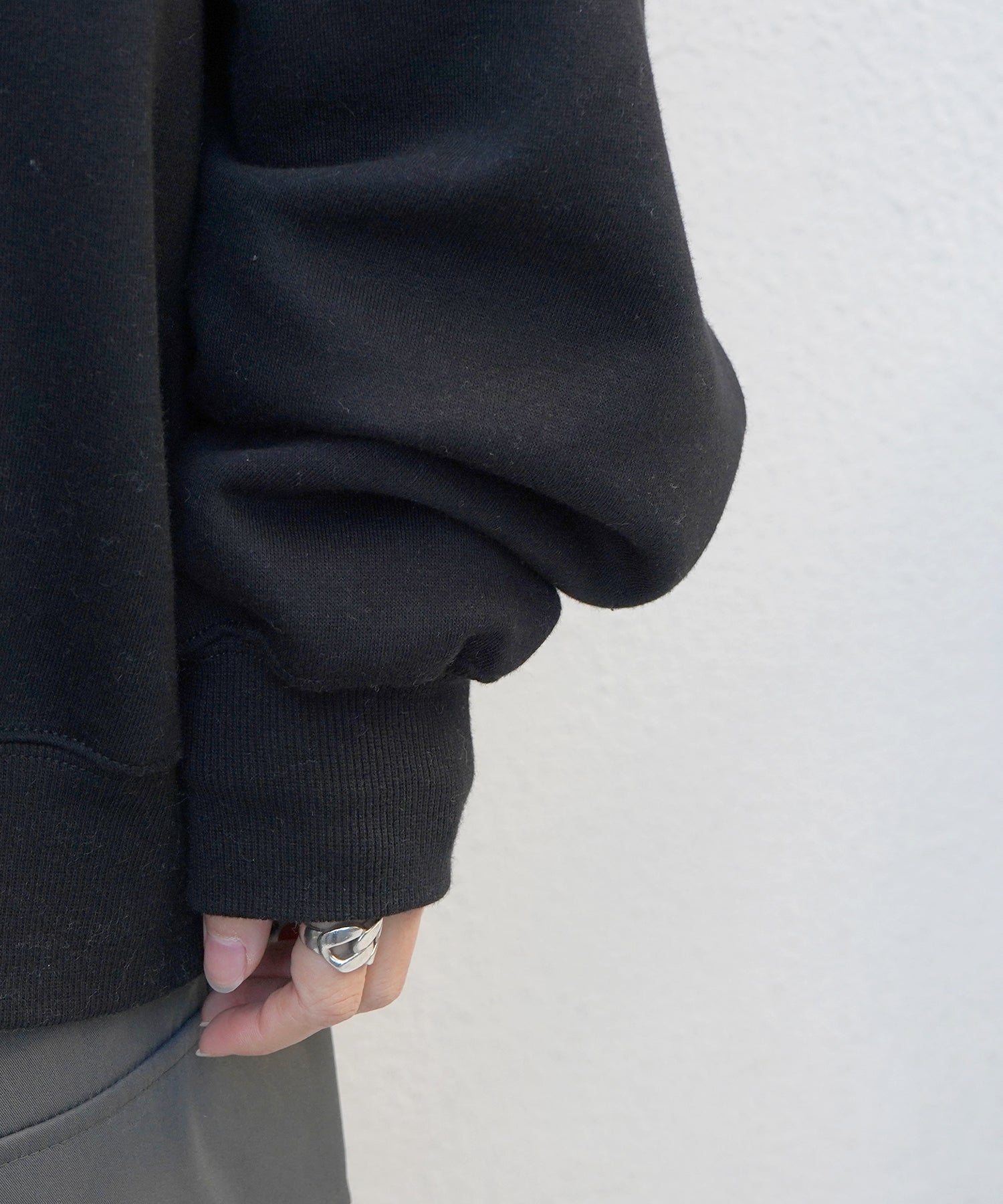 【MARK GONZALES ARTWORK COLLECTION / マーク ゴンザレス】別注 ビッグシルエット イラストバックプリント プルオーバースウェット