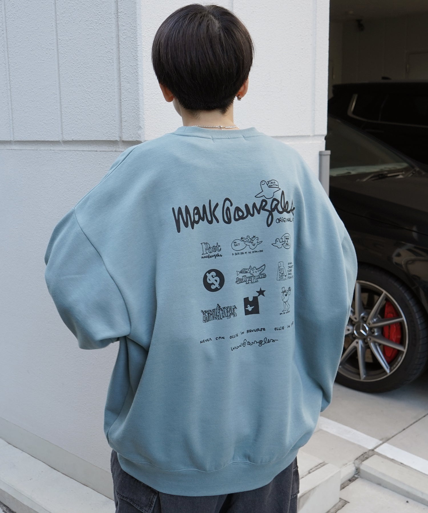 【MARK GONZALES ARTWORK COLLECTION / マーク ゴンザレス】別注 ビッグシルエット イラストバックプリント プルオーバースウェット