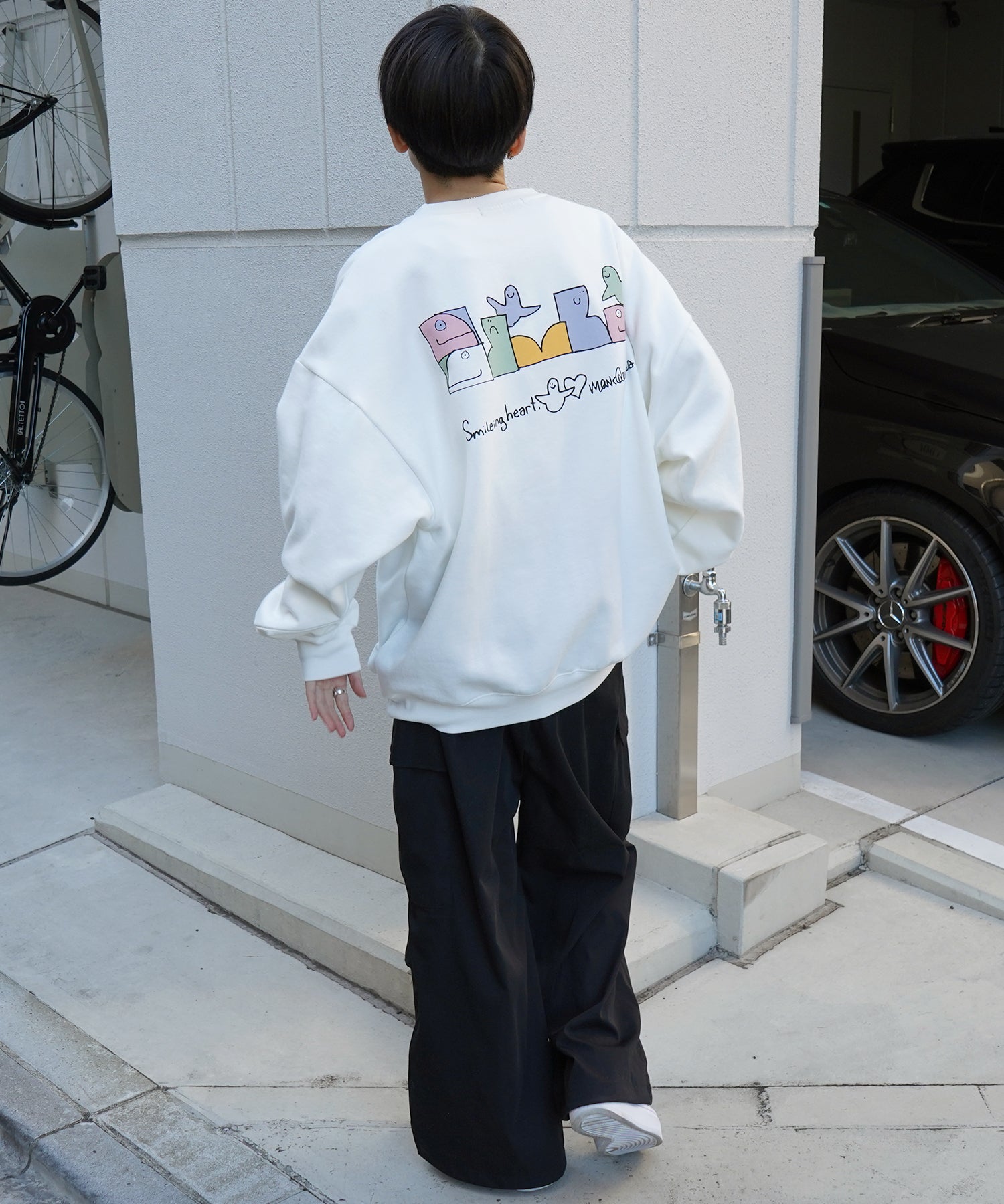 【MARK GONZALES ARTWORK COLLECTION / マーク ゴンザレス】別注 ビッグシルエット イラストバックプリント プルオーバースウェット