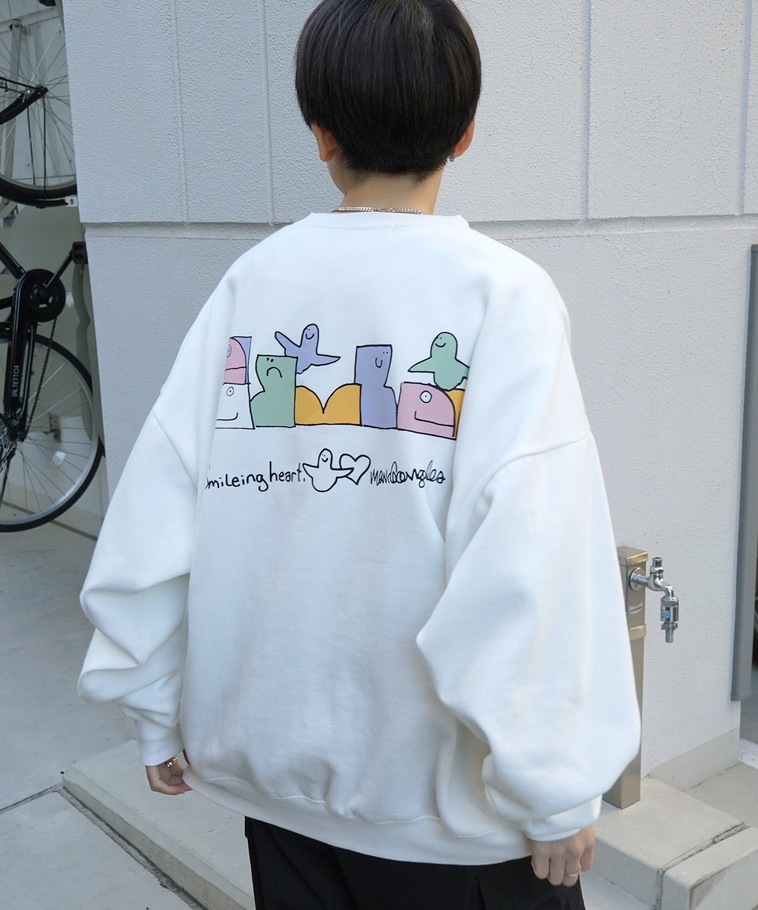 【MARK GONZALES ARTWORK COLLECTION / マーク ゴンザレス】別注 ビッグシルエット イラストバックプリント プルオーバースウェット
