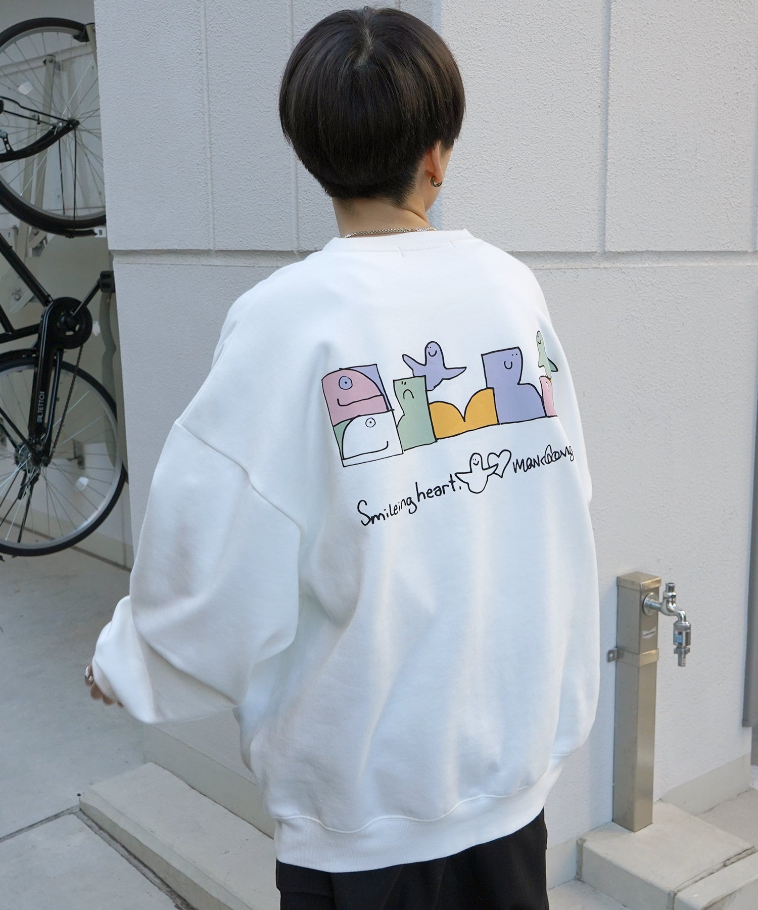【MARK GONZALES ARTWORK COLLECTION / マーク ゴンザレス】別注 ビッグシルエット イラストバックプリント プルオーバースウェット