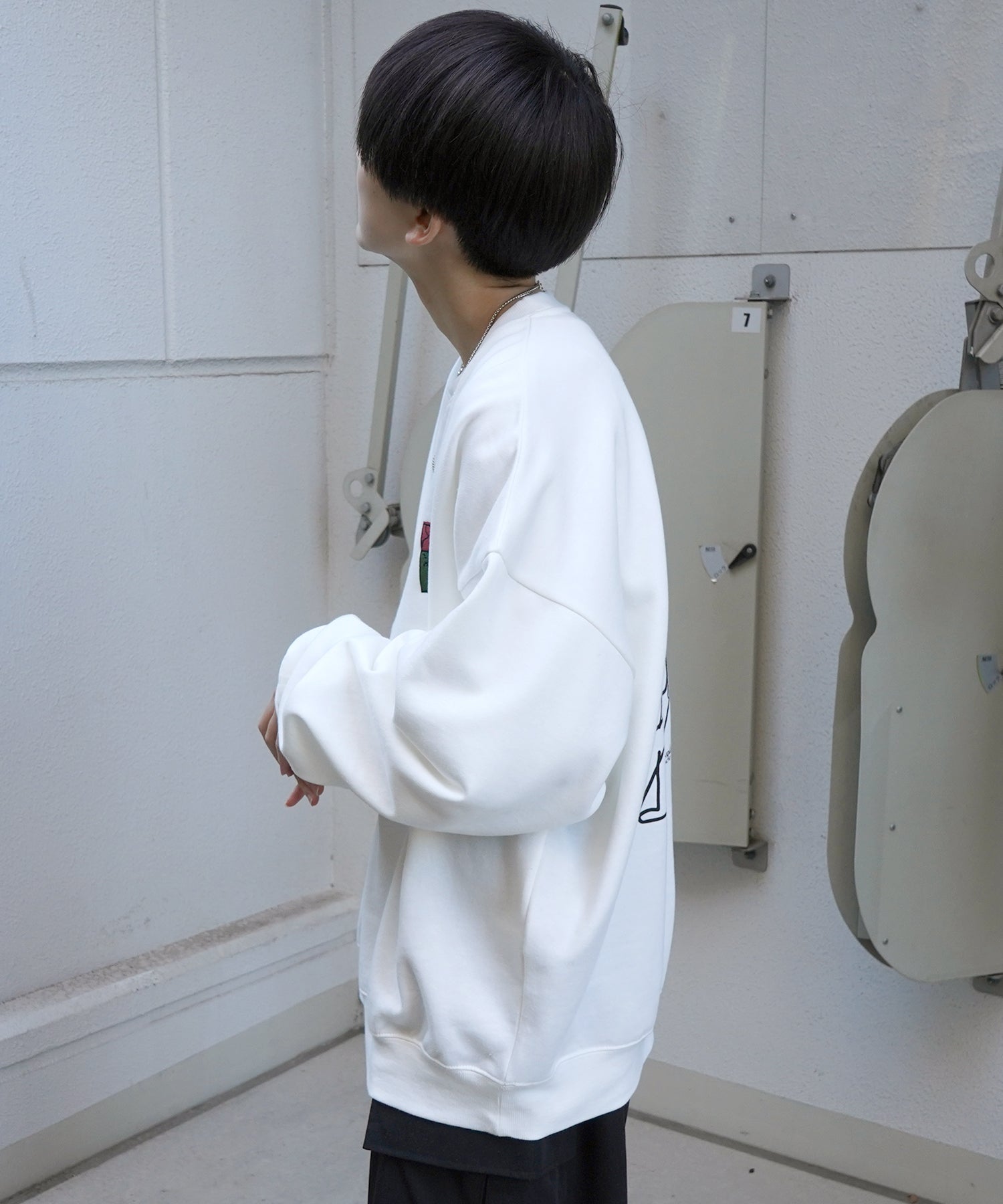 【MARK GONZALES ARTWORK COLLECTION / マーク ゴンザレス】別注 ビッグシルエット イラストバックプリント プルオーバースウェット