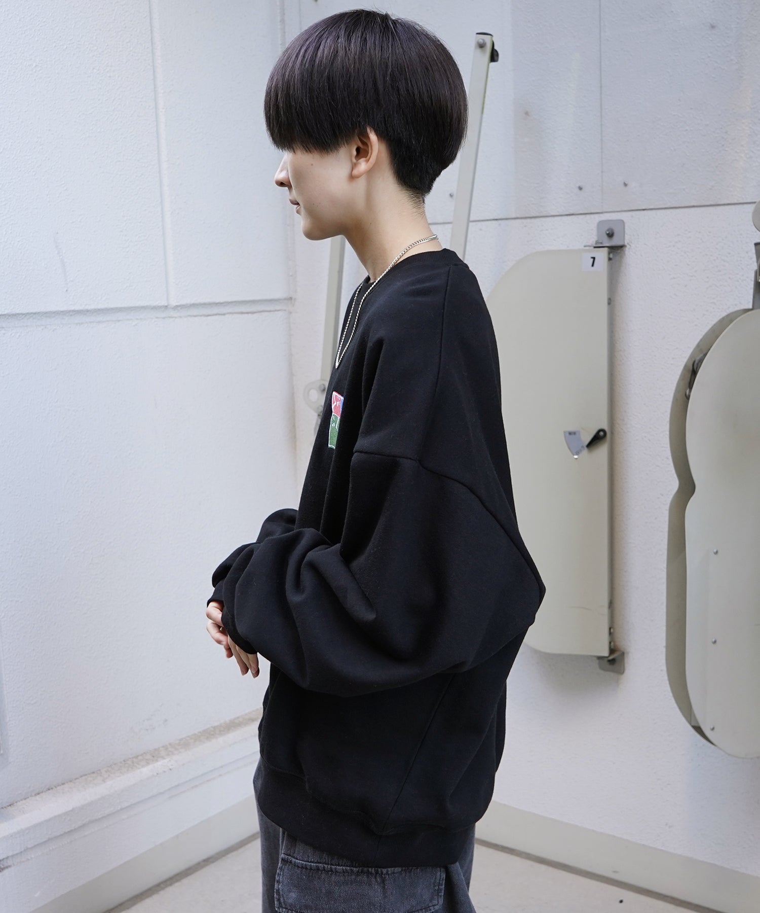 【MARK GONZALES ARTWORK COLLECTION / マーク ゴンザレス】別注 ビッグシルエット イラストバックプリント プルオーバースウェット