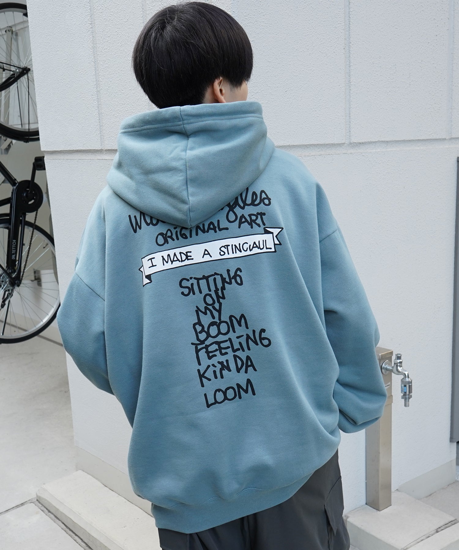 【MARK GONZALES ARTWORK COLLECTION / マーク ゴンザレス】別注 ビッグシルエット イラストバックプリント プルオーバーパーカー