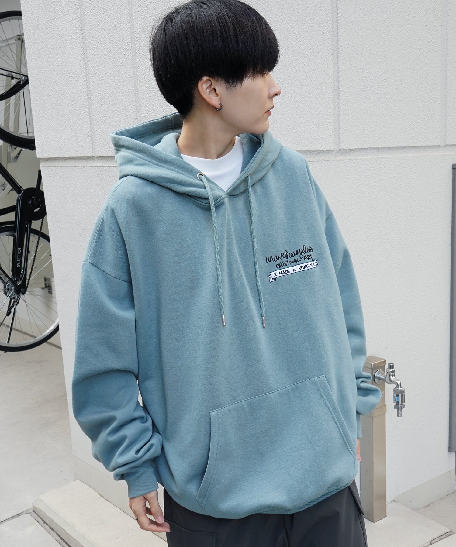【MARK GONZALES ARTWORK COLLECTION / マーク ゴンザレス】別注 ビッグシルエット イラストバックプリント プルオーバーパーカー