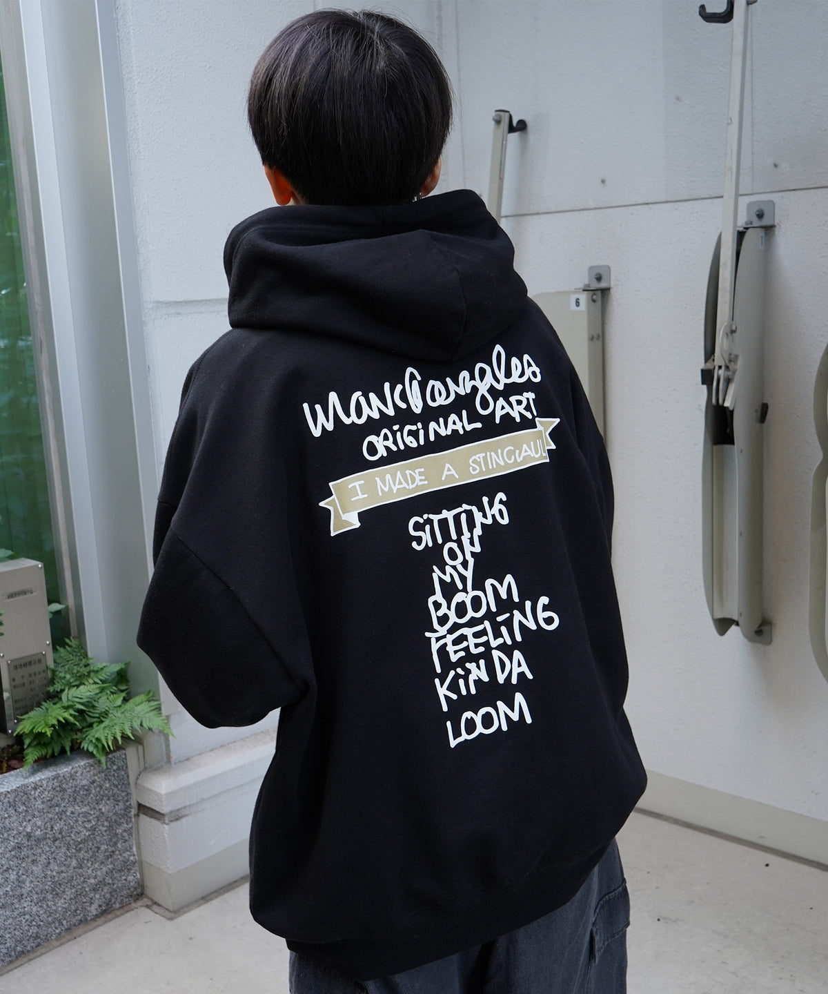 【MARK GONZALES ARTWORK COLLECTION / マーク ゴンザレス】別注 ビッグシルエット イラストバックプリント プルオーバーパーカー