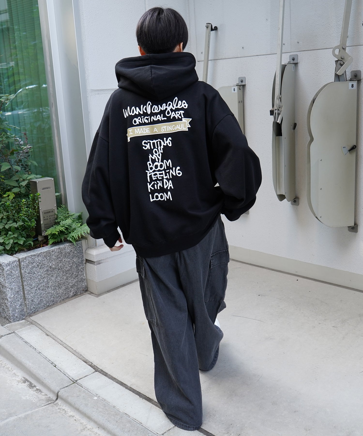【MARK GONZALES ARTWORK COLLECTION / マーク ゴンザレス】別注 ビッグシルエット イラストバックプリント プルオーバーパーカー