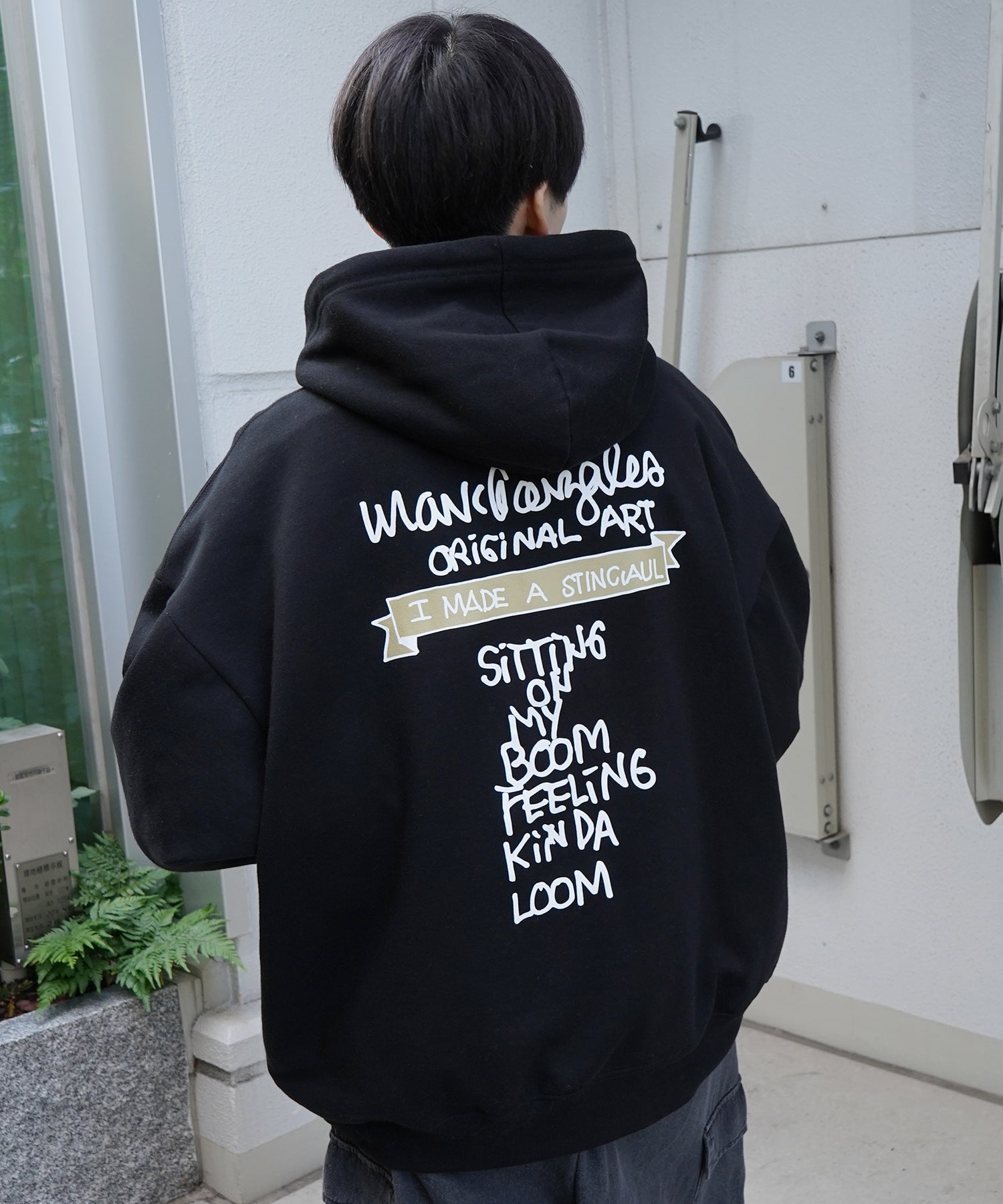 【MARK GONZALES ARTWORK COLLECTION / マーク ゴンザレス】別注 ビッグシルエット イラストバックプリント プルオーバーパーカー