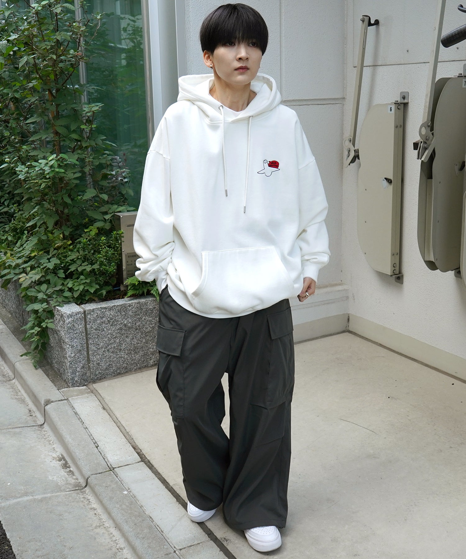 【MARK GONZALES ARTWORK COLLECTION / マーク ゴンザレス】別注 ビッグシルエット イラストバックプリント プルオーバーパーカー