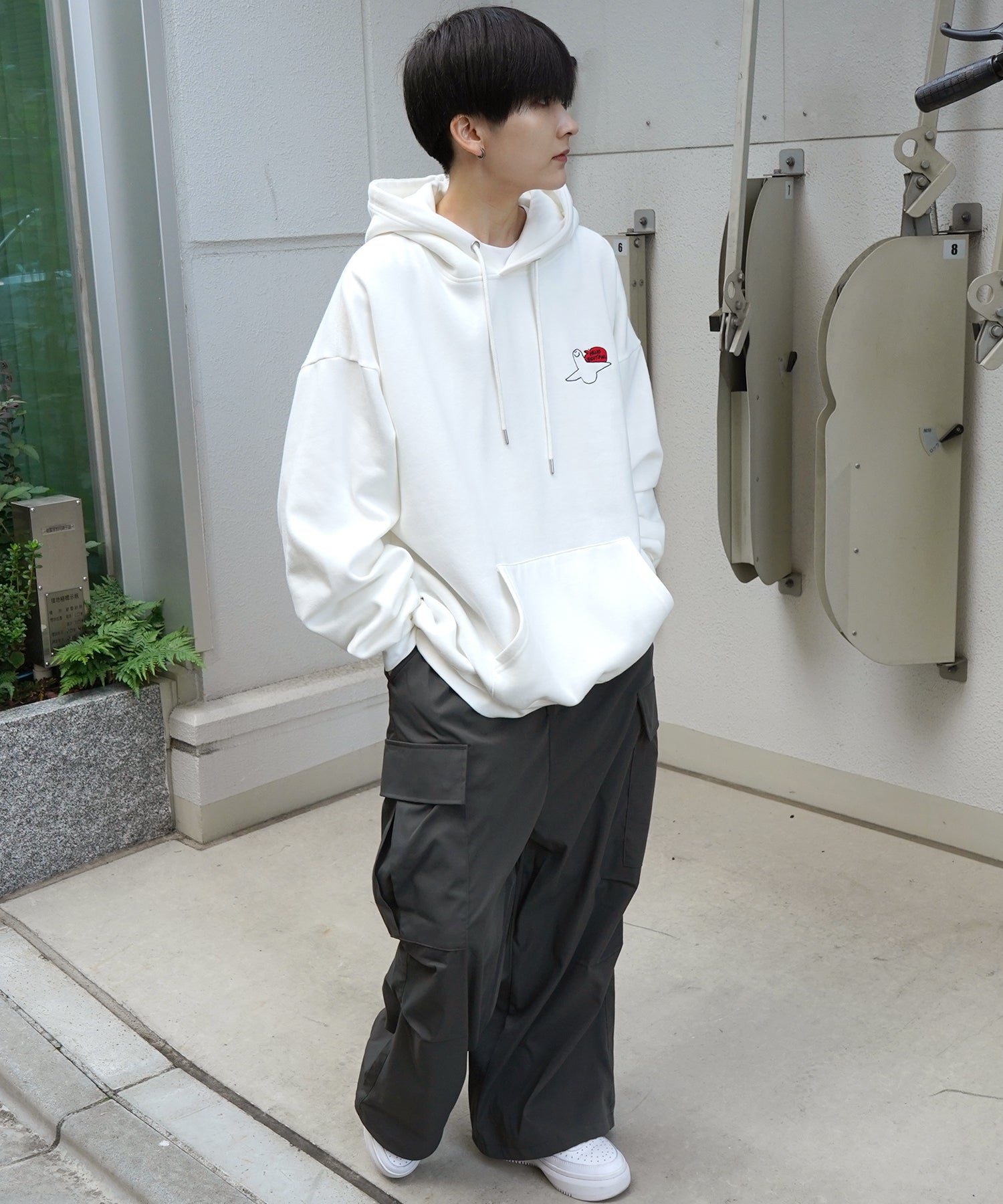 【MARK GONZALES ARTWORK COLLECTION / マーク ゴンザレス】別注 ビッグシルエット イラストバックプリント プルオーバーパーカー