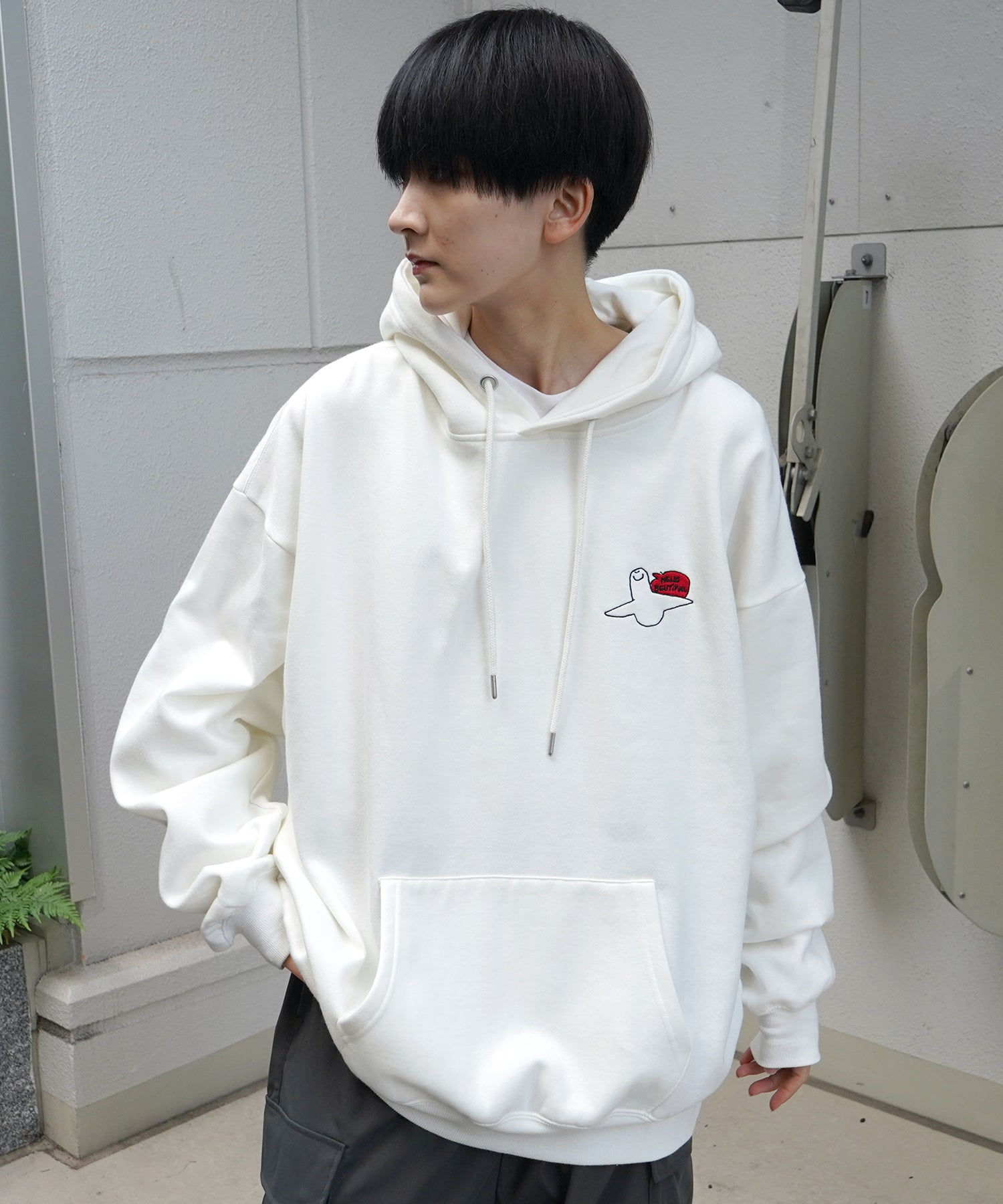 【MARK GONZALES ARTWORK COLLECTION / マーク ゴンザレス】別注 ビッグシルエット イラストバックプリント プルオーバーパーカー