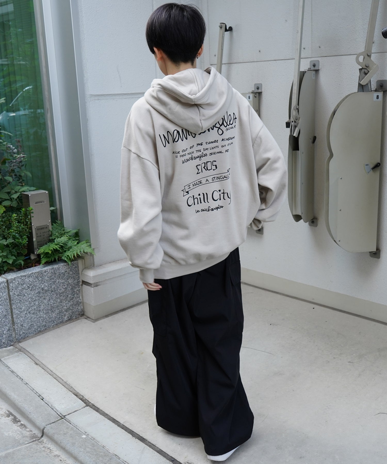 【MARK GONZALES ARTWORK COLLECTION / マーク ゴンザレス】別注 ビッグシルエット イラストバックプリント プルオーバーパーカー