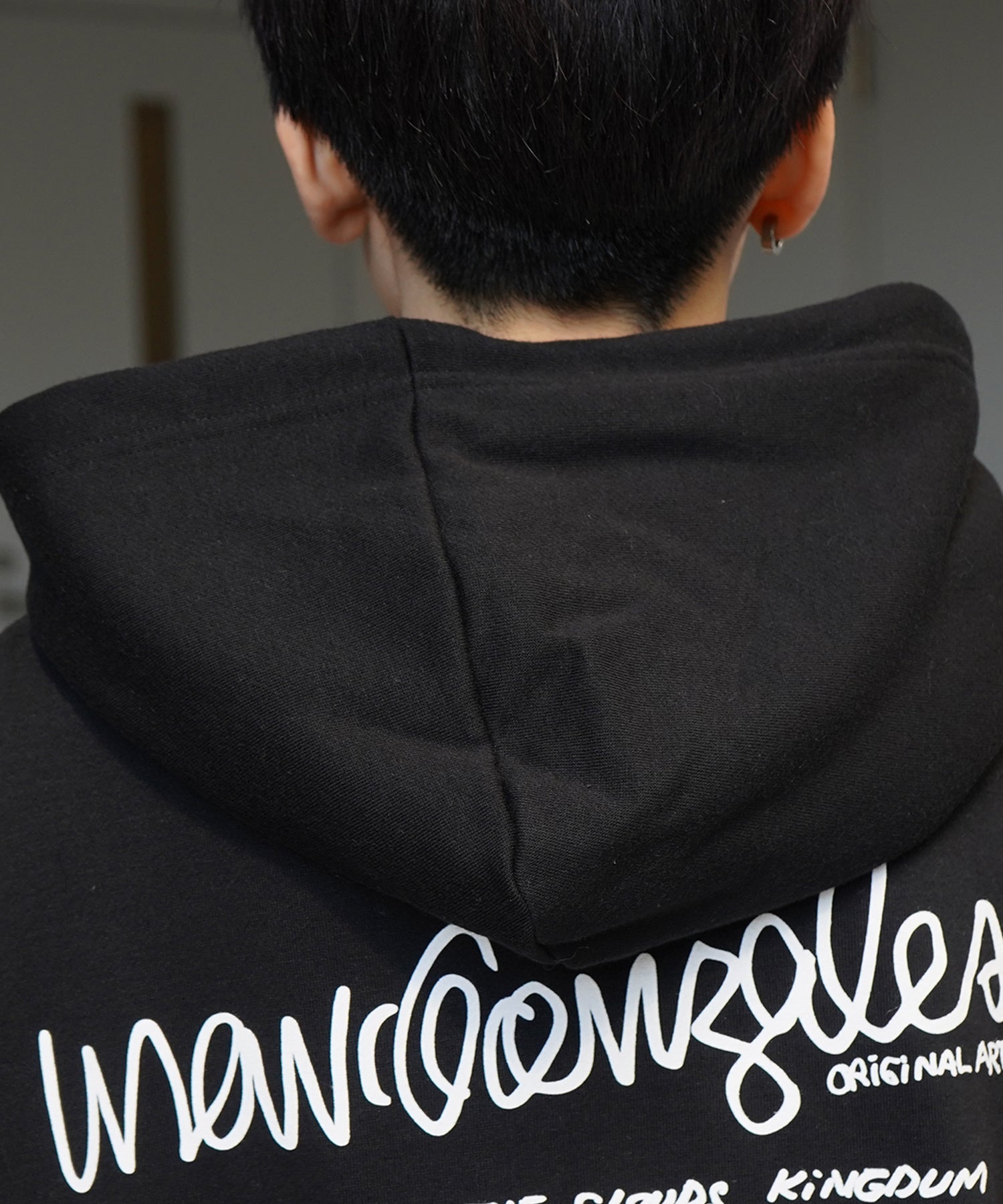 【MARK GONZALES ARTWORK COLLECTION / マーク ゴンザレス】別注 ビッグシルエット イラストバックプリント プルオーバーパーカー