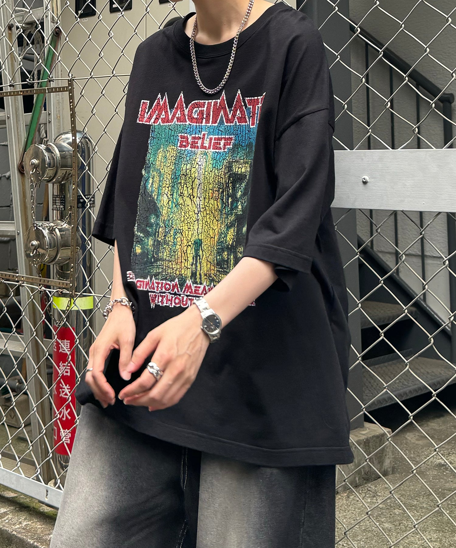 ヴィンテージライク ロックプリント レトロ ピグメント加工 ビッグシルエット半袖バンドTシャツ