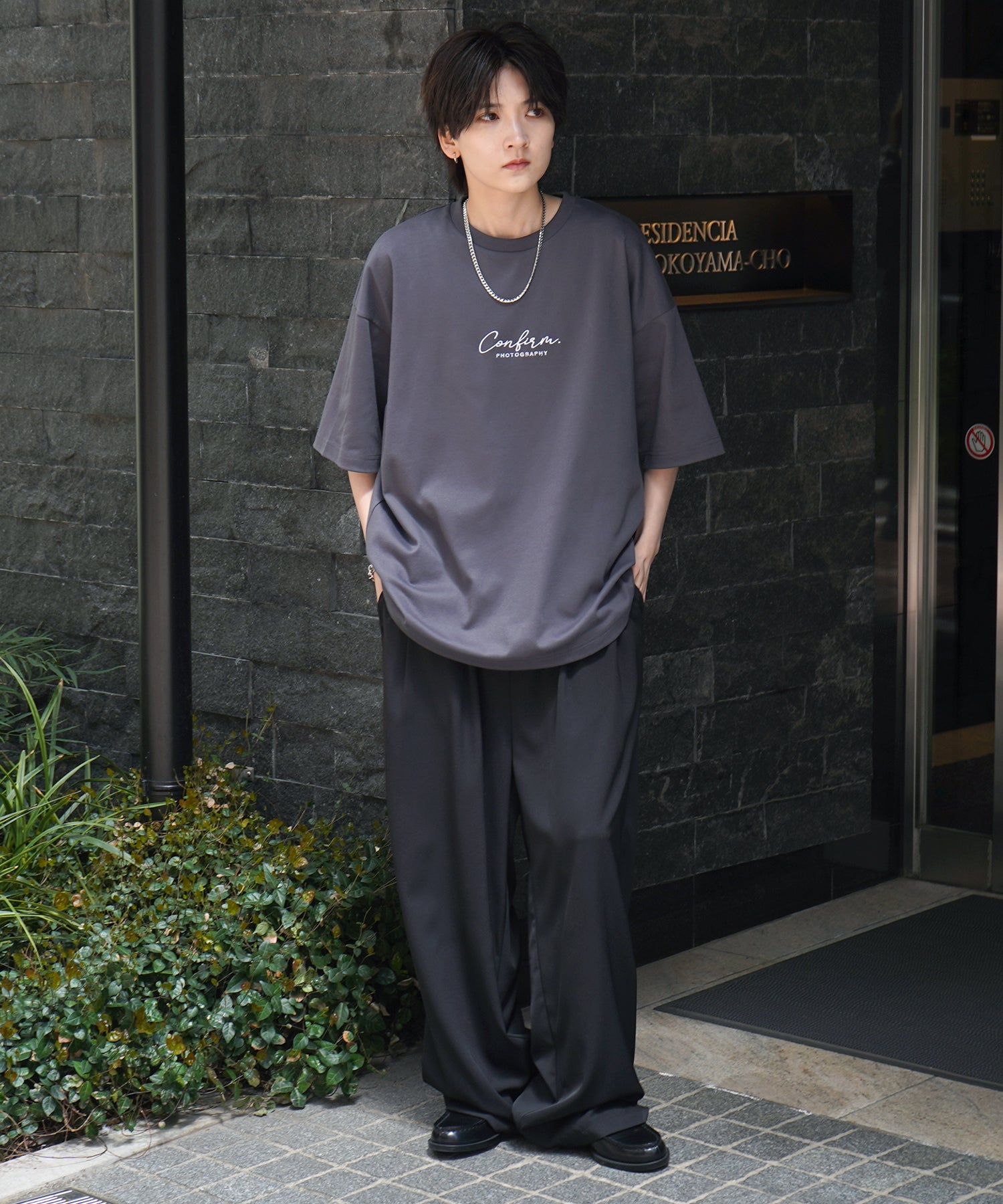 25SS ナチュラルドレープ とろみ肌感 ワンポイント刺繍 ビッグシルエット半袖Tシャツ