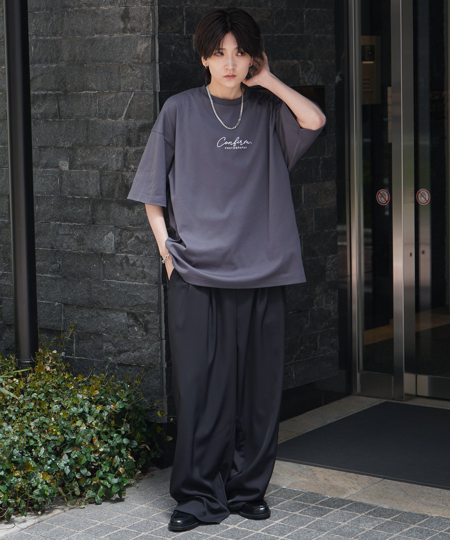 25SS ナチュラルドレープ とろみ肌感 ワンポイント刺繍 ビッグシルエット半袖Tシャツ