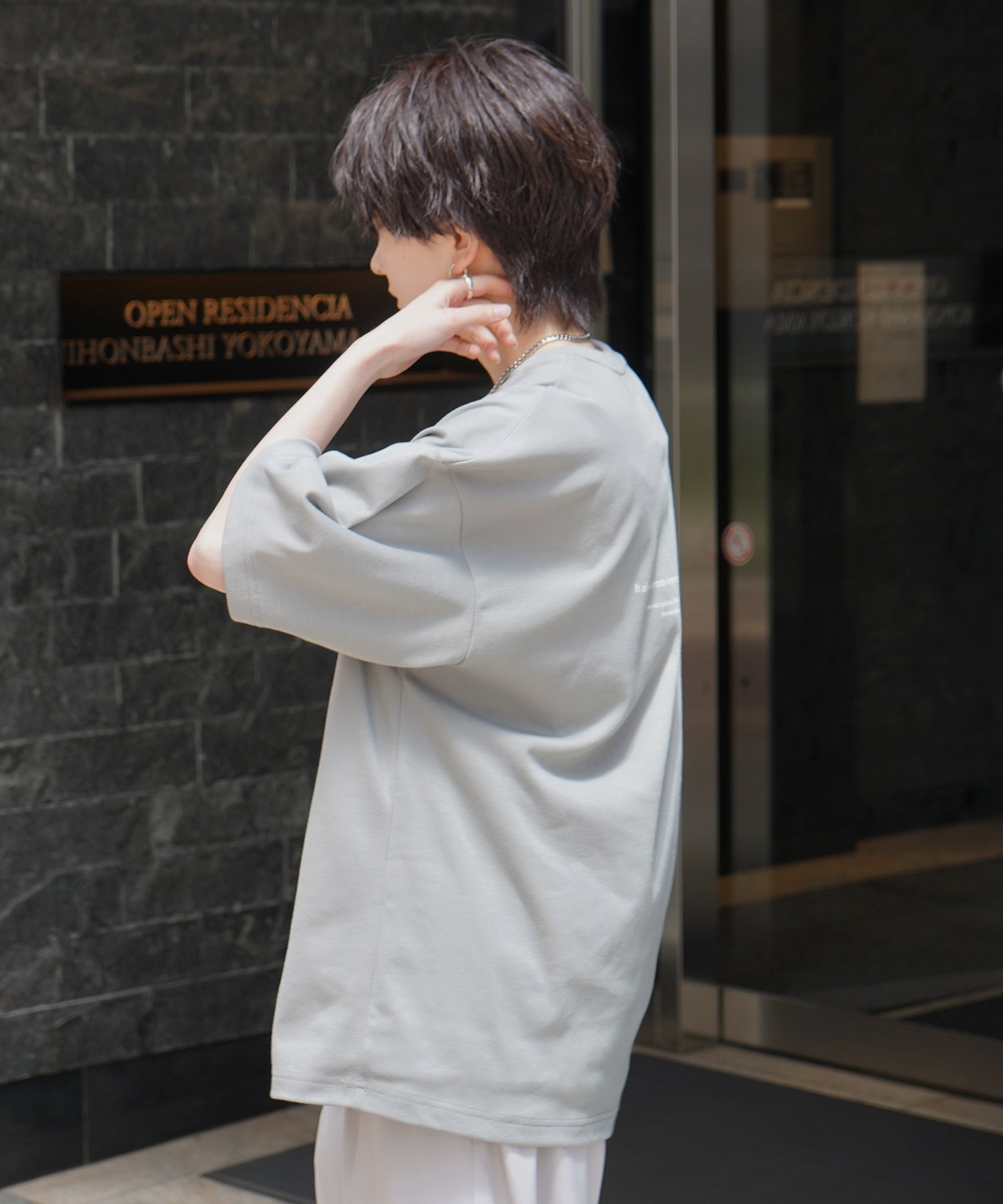 25SS ナチュラルドレープ とろみ肌感 ワンポイント刺繍 ビッグシルエット半袖Tシャツ