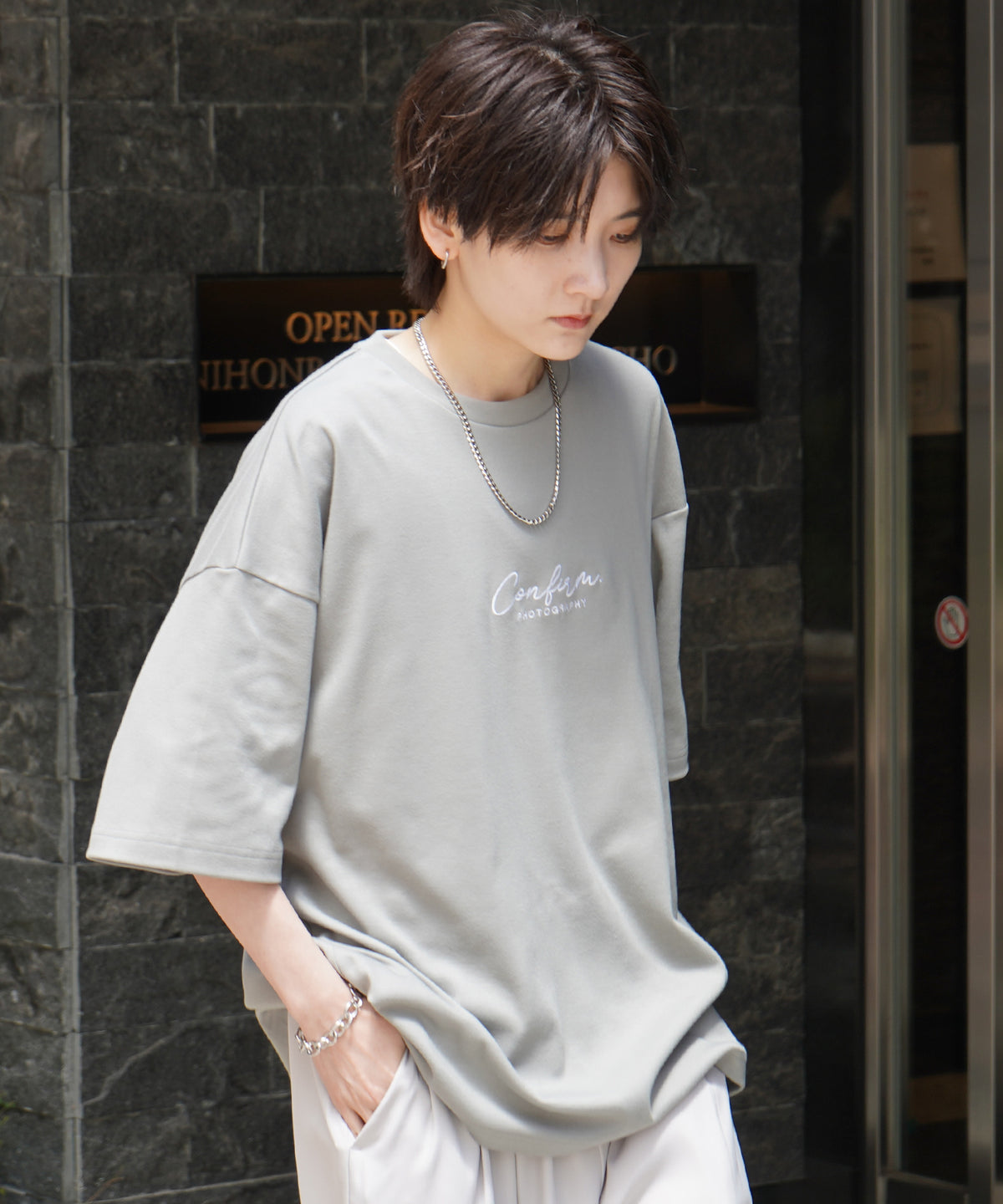 25SS ナチュラルドレープ とろみ肌感 ワンポイント刺繍 ビッグシルエット半袖Tシャツ