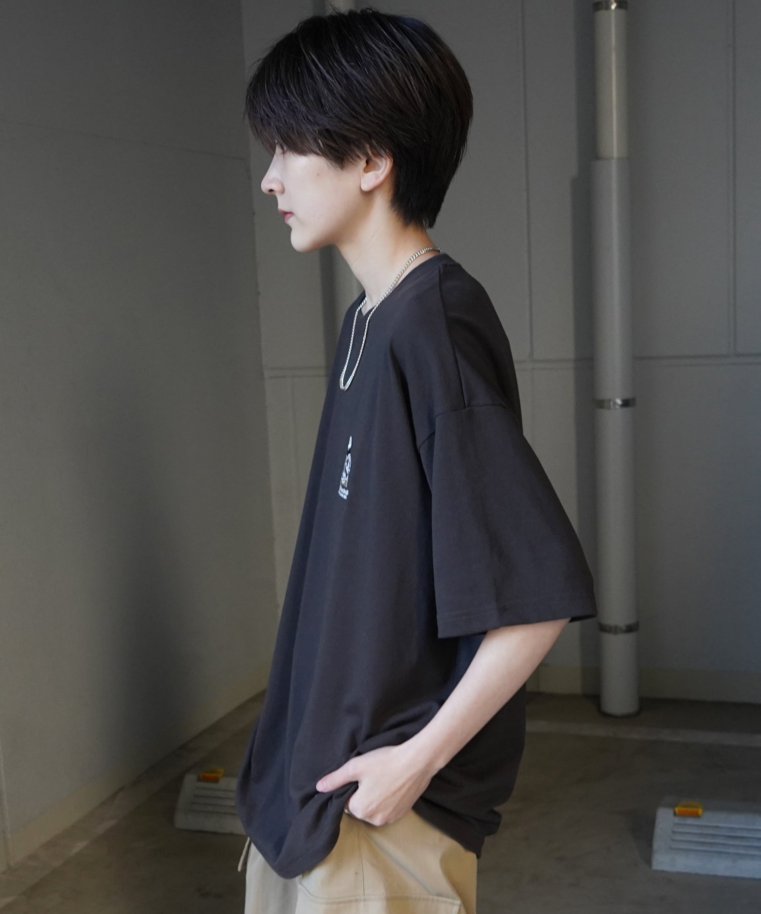 24SS 新柄 ヒゲオジサンB ワンポイント刺繍ロゴ ビッグシルエット半袖Tシャツ