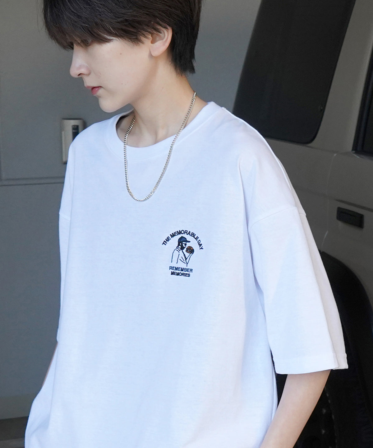 ヒゲオジサンC ワンポイント刺繍ロゴ ビッグシルエット半袖Tシャツ