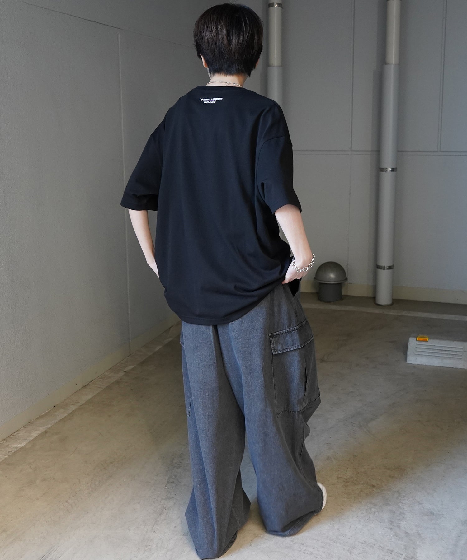 ヒゲオジサンC ワンポイント刺繍ロゴ ビッグシルエット半袖Tシャツ