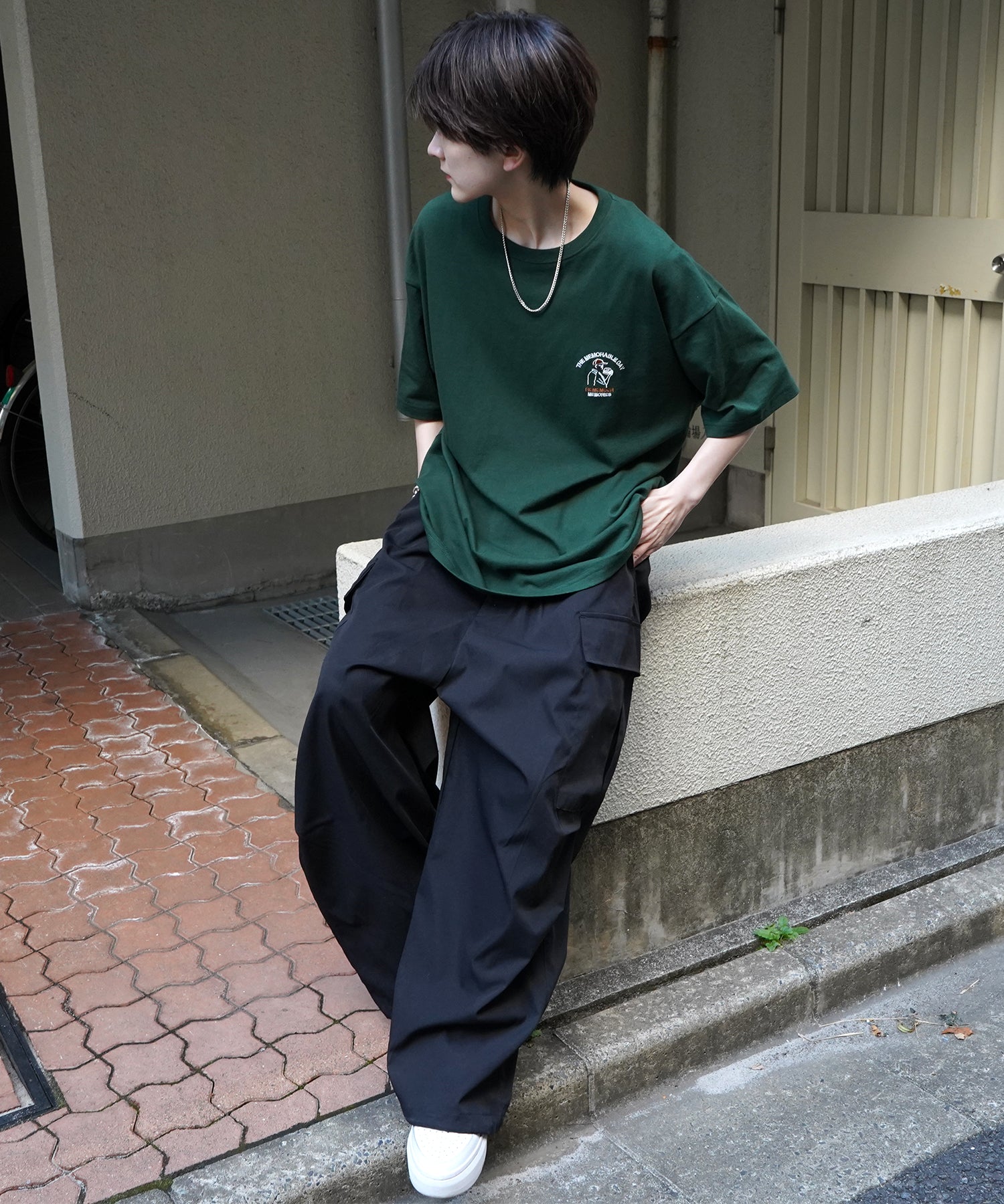 ヒゲオジサンC ワンポイント刺繍ロゴ ビッグシルエット半袖Tシャツ