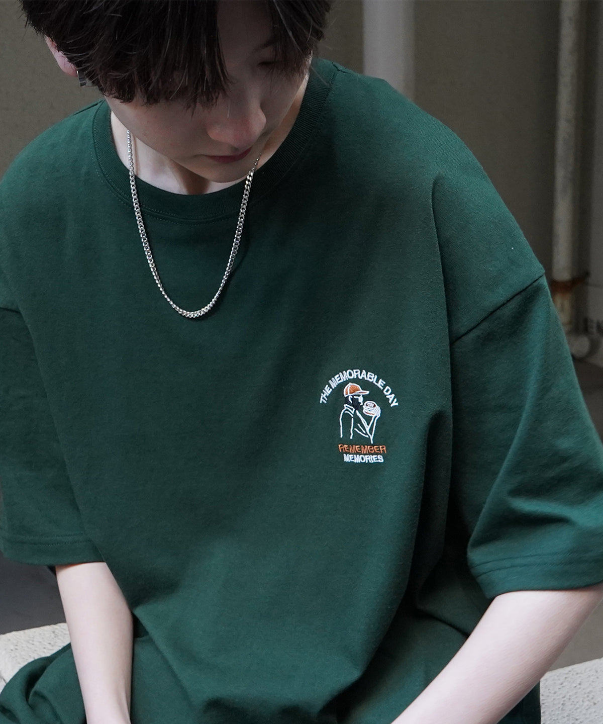 ヒゲオジサンC ワンポイント刺繍ロゴ ビッグシルエット半袖Tシャツ