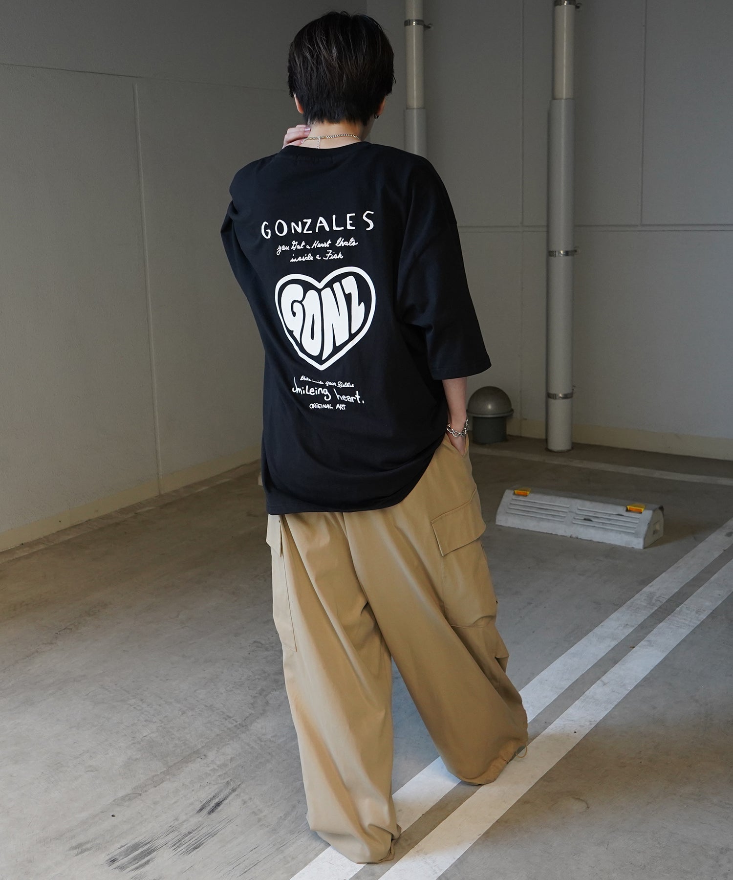 【MARK GONZALES ARTWORK COLLECTION / マーク ゴンザレス】フロント / バックプリント ワンポイント刺繍 モチーフ ビッグシルエットTシャツ