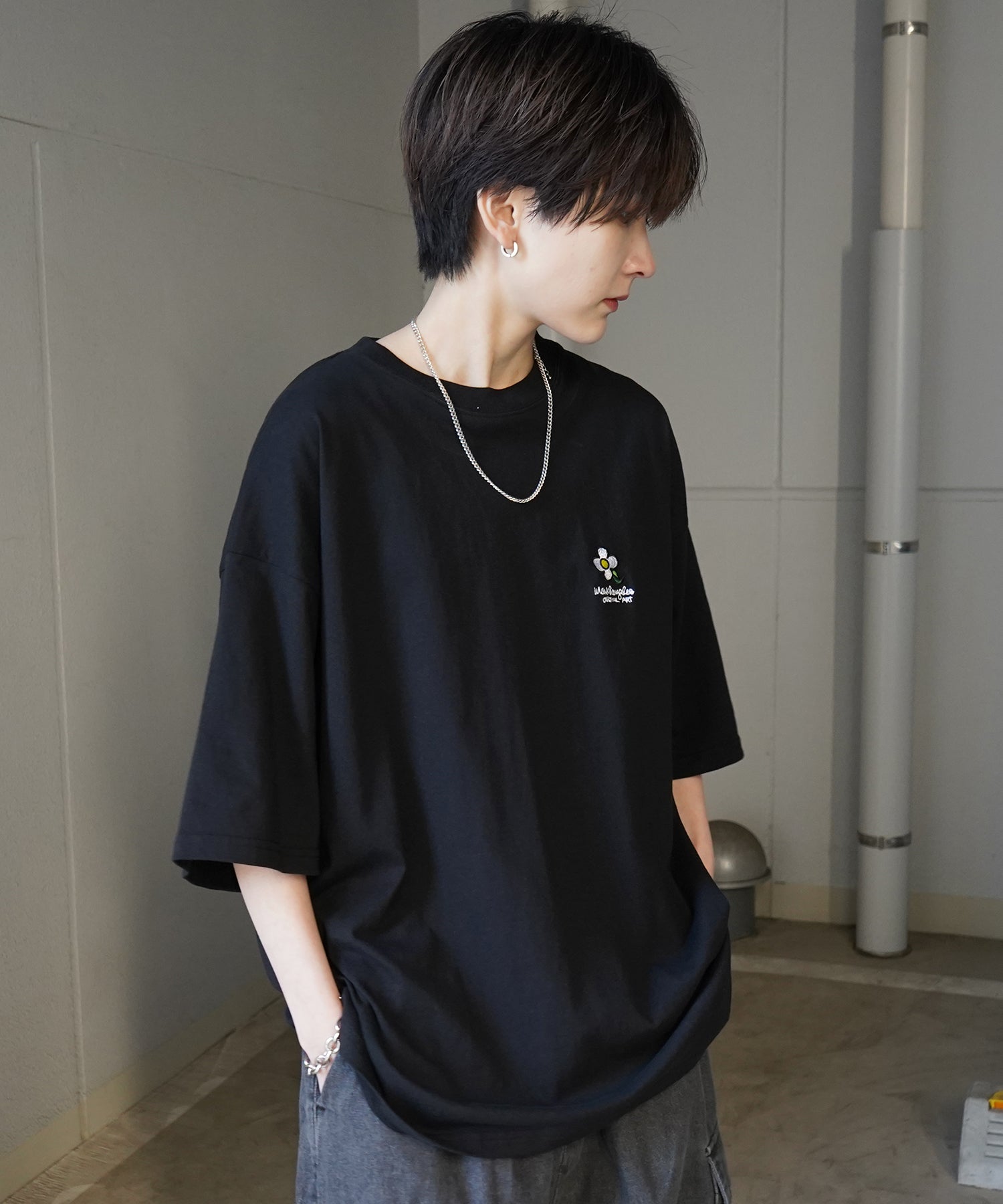 【MARK GONZALES ARTWORK COLLECTION / マーク ゴンザレス】フロント / バックプリント ワンポイント刺繍 モチーフ ビッグシルエットTシャツ