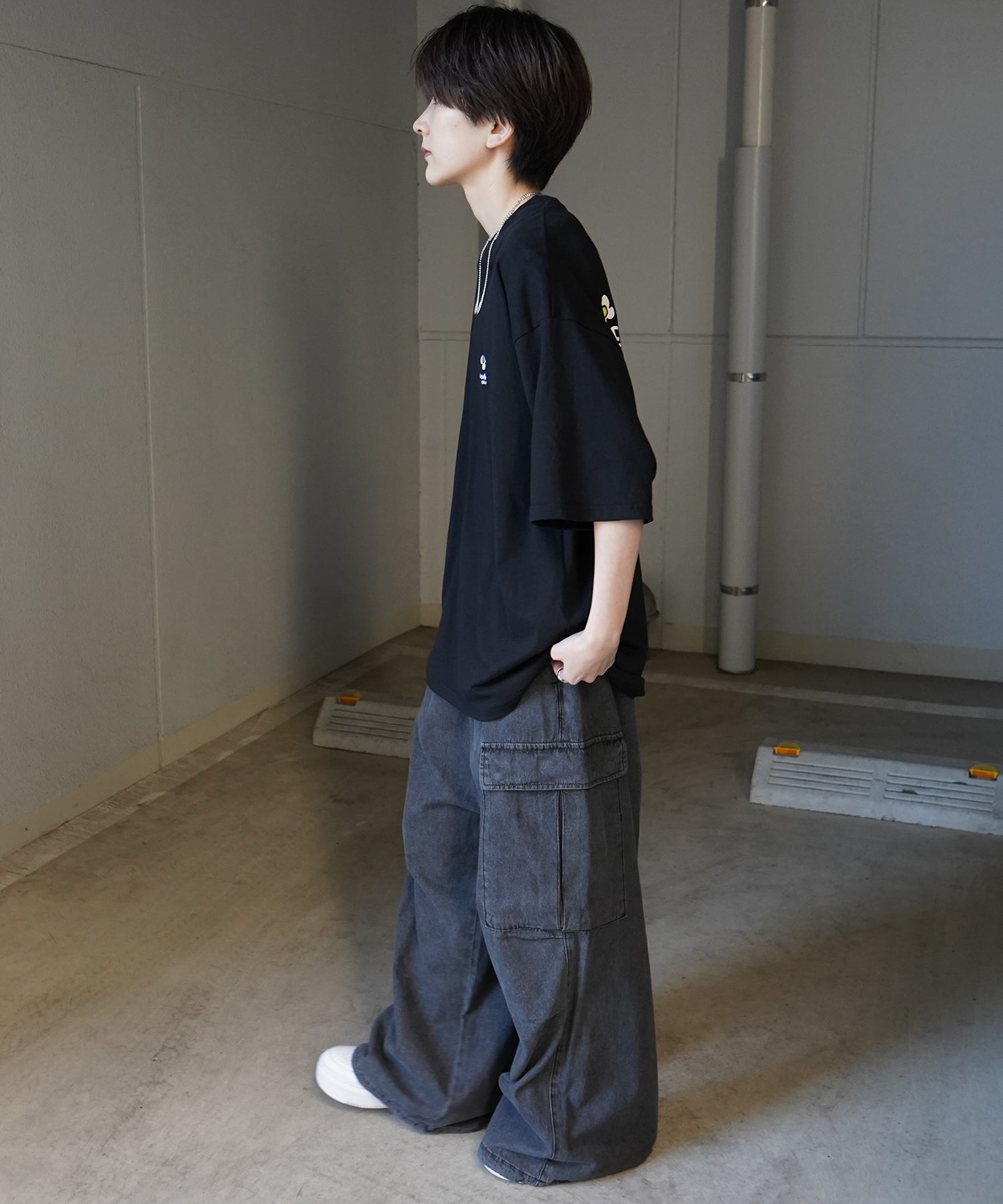 【MARK GONZALES ARTWORK COLLECTION / マーク ゴンザレス】フロント / バックプリント ワンポイント刺繍 モチーフ ビッグシルエットTシャツ