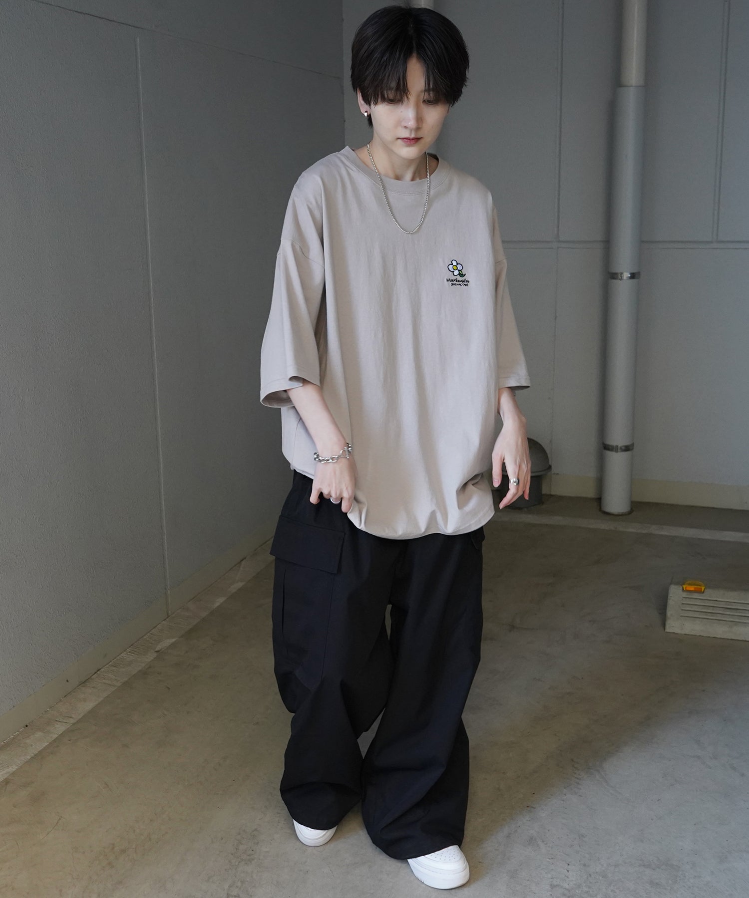 【MARK GONZALES ARTWORK COLLECTION / マーク ゴンザレス】フロント / バックプリント ワンポイント刺繍 モチーフ ビッグシルエットTシャツ