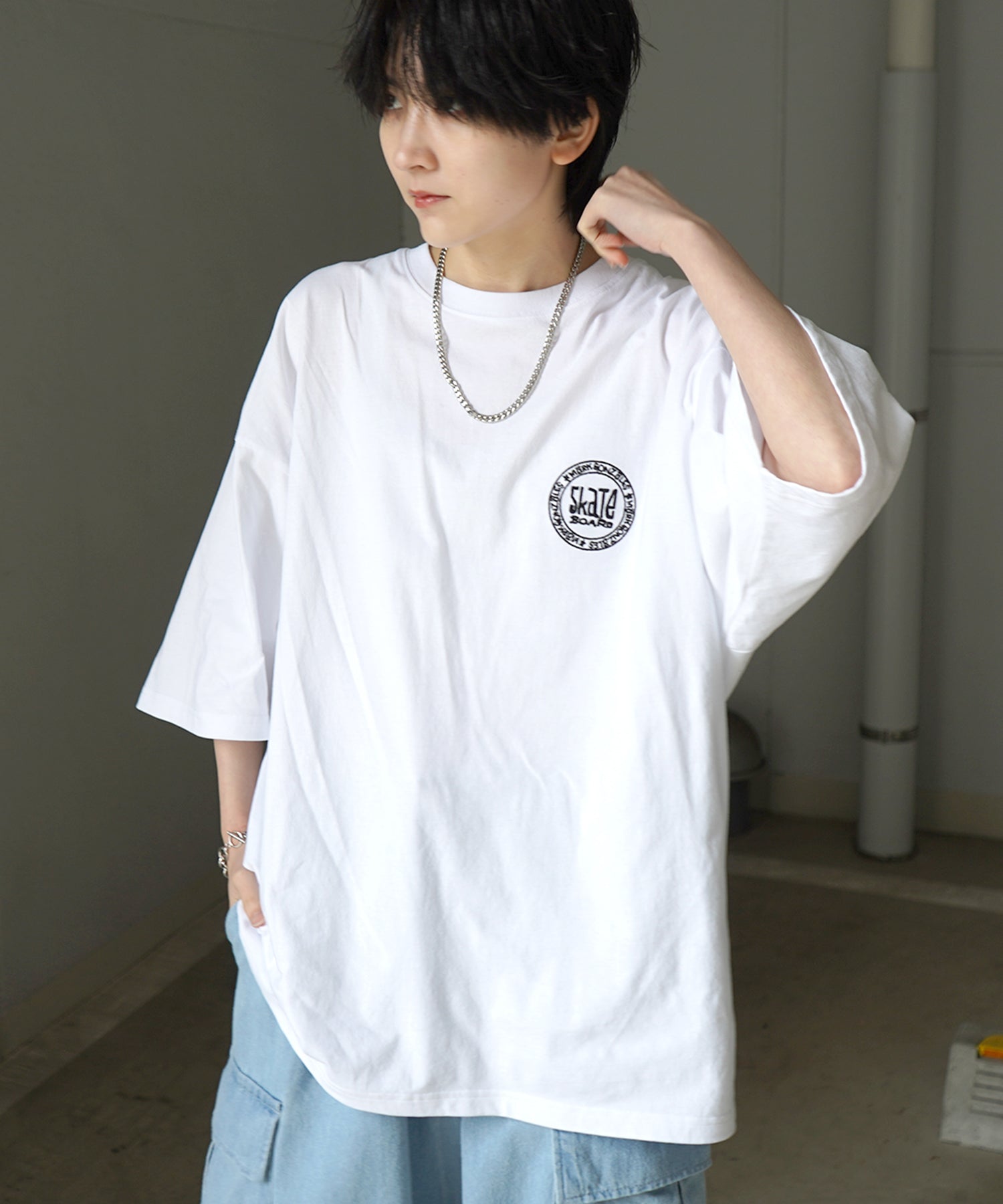 【MARK GONZALES ARTWORK COLLECTION / マーク ゴンザレス】フロント / バックプリント ワンポイント刺繍 モチーフ ビッグシルエットTシャツ