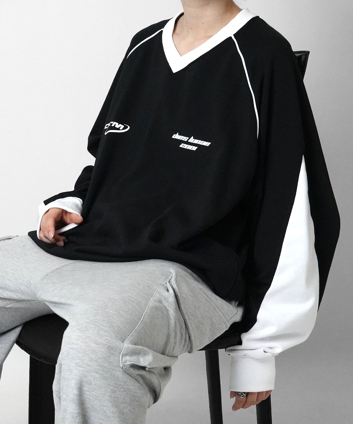 ブロークコア Y2K ユニフォームライク ワンポイントロゴプリント ライン切替 パイピング ドローコード プルオーバースウェット